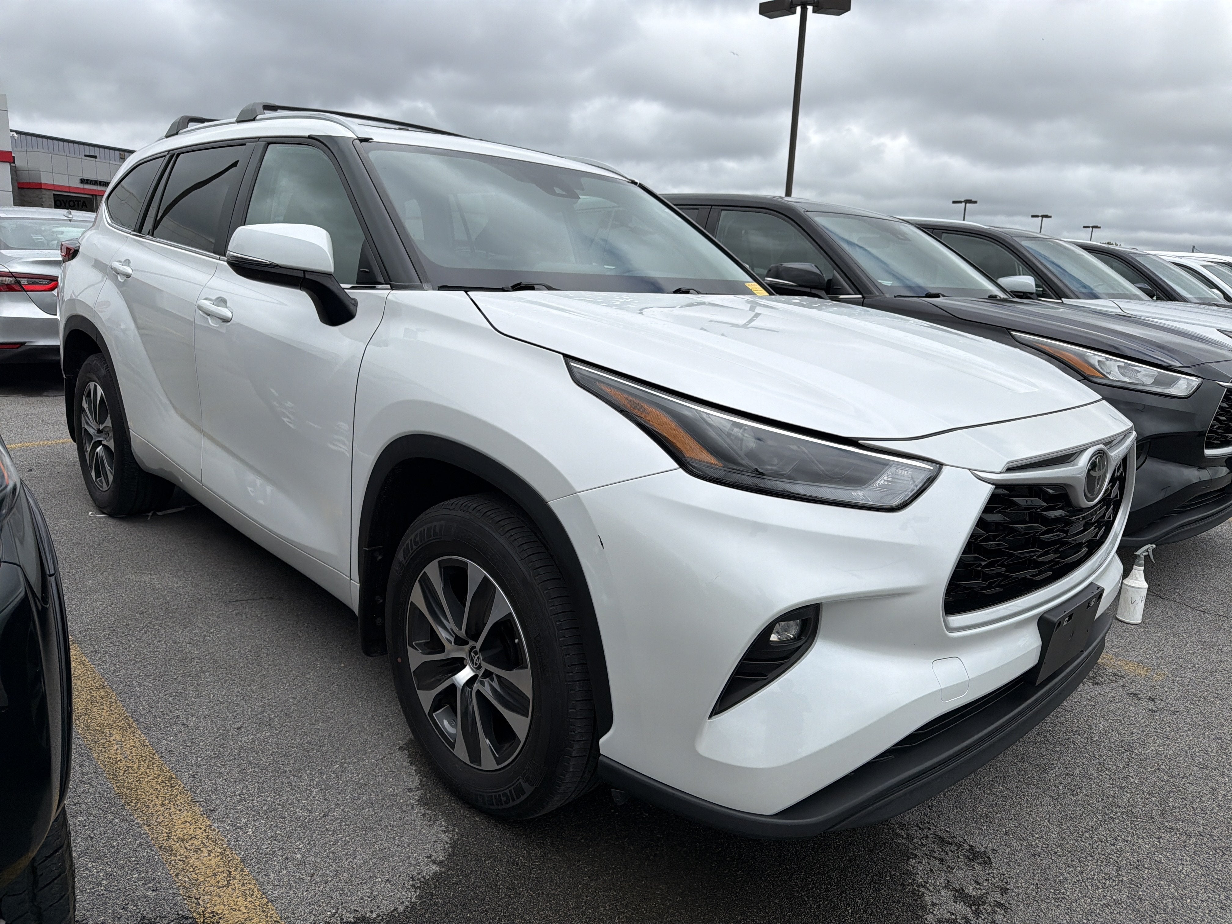 2023 Toyota Highlander XLE