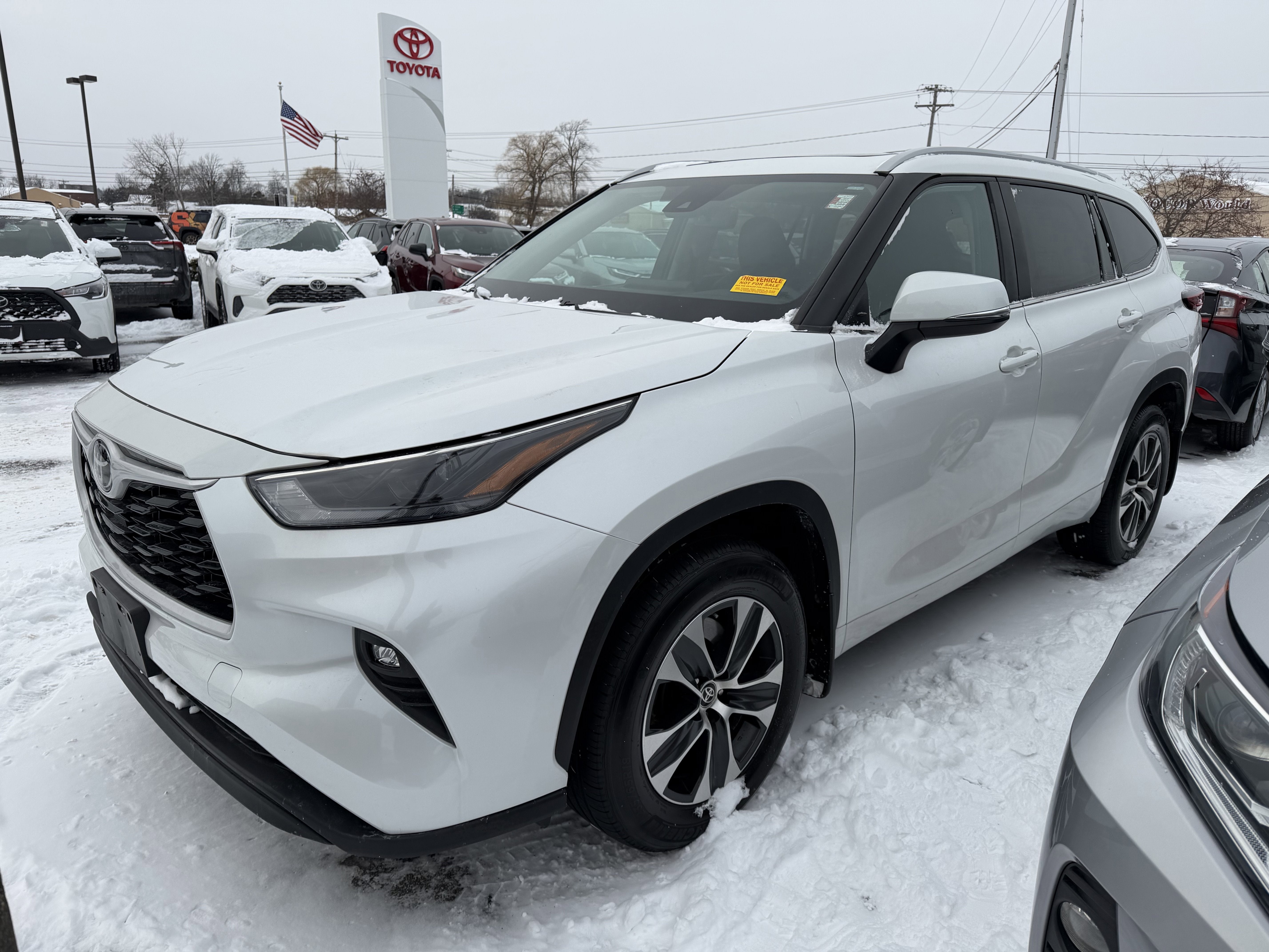 2023 Toyota Highlander XLE