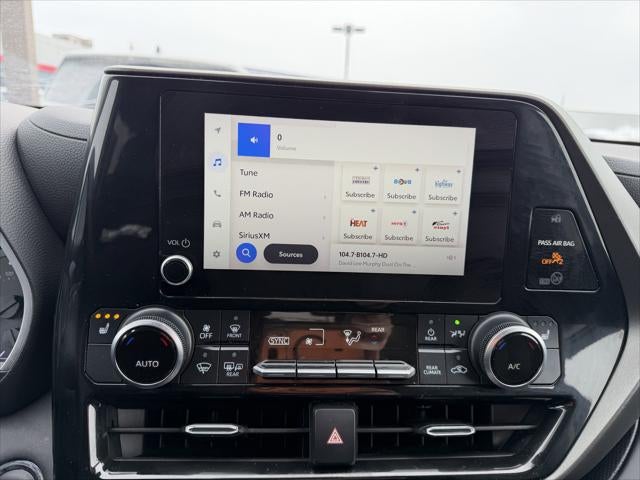 2023 Toyota Highlander XLE