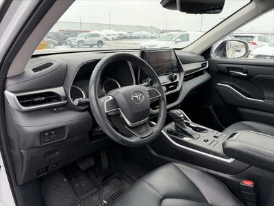 2023 Toyota Highlander XLE