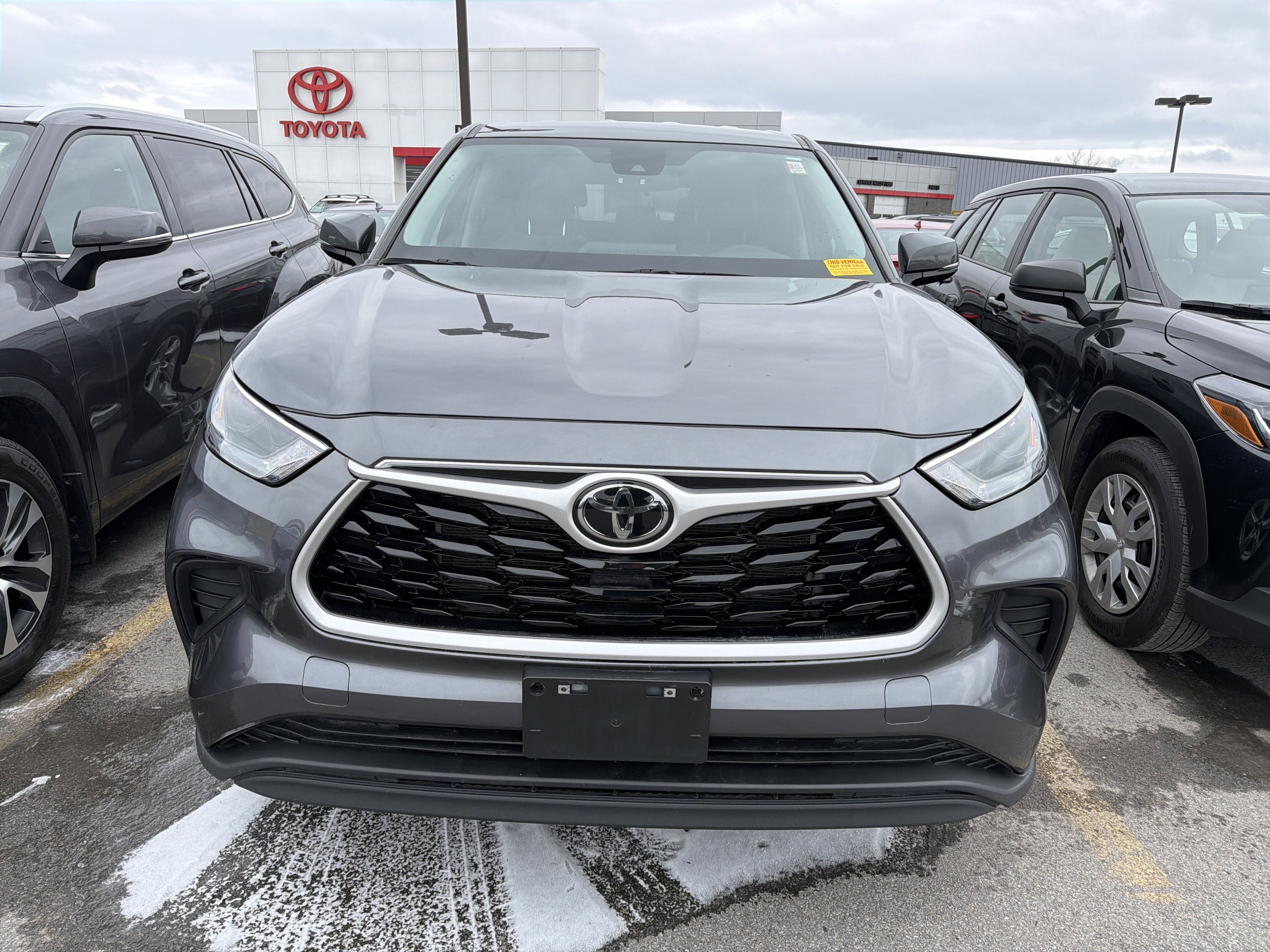 2023 Toyota Highlander L