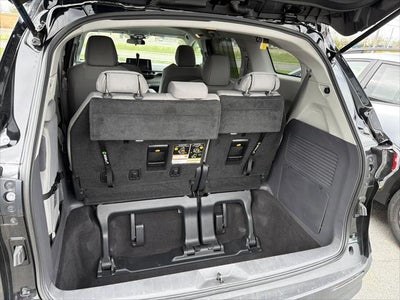 2021 Toyota Sienna LE