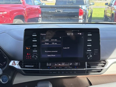 2024 Toyota Sienna LE