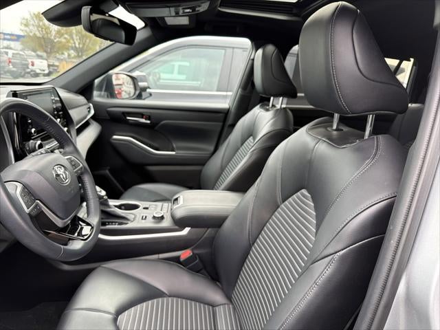 2022 Toyota Highlander XSE