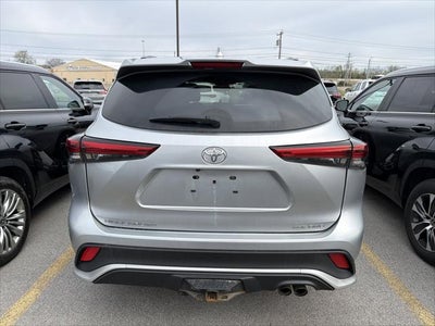 2022 Toyota Highlander XSE