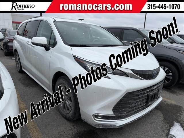 2022 Toyota Sienna XLE