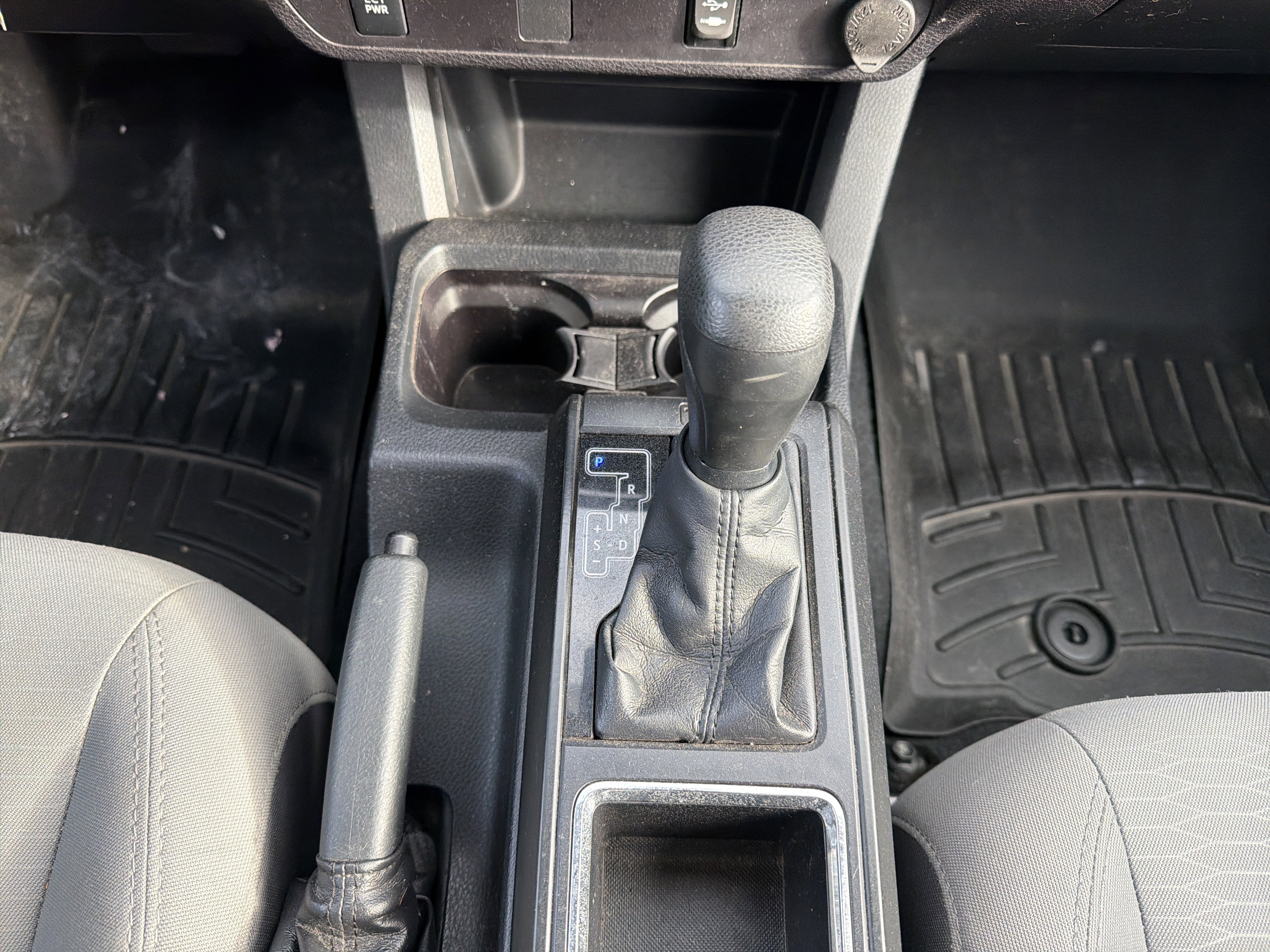 2018 Toyota Tacoma SR