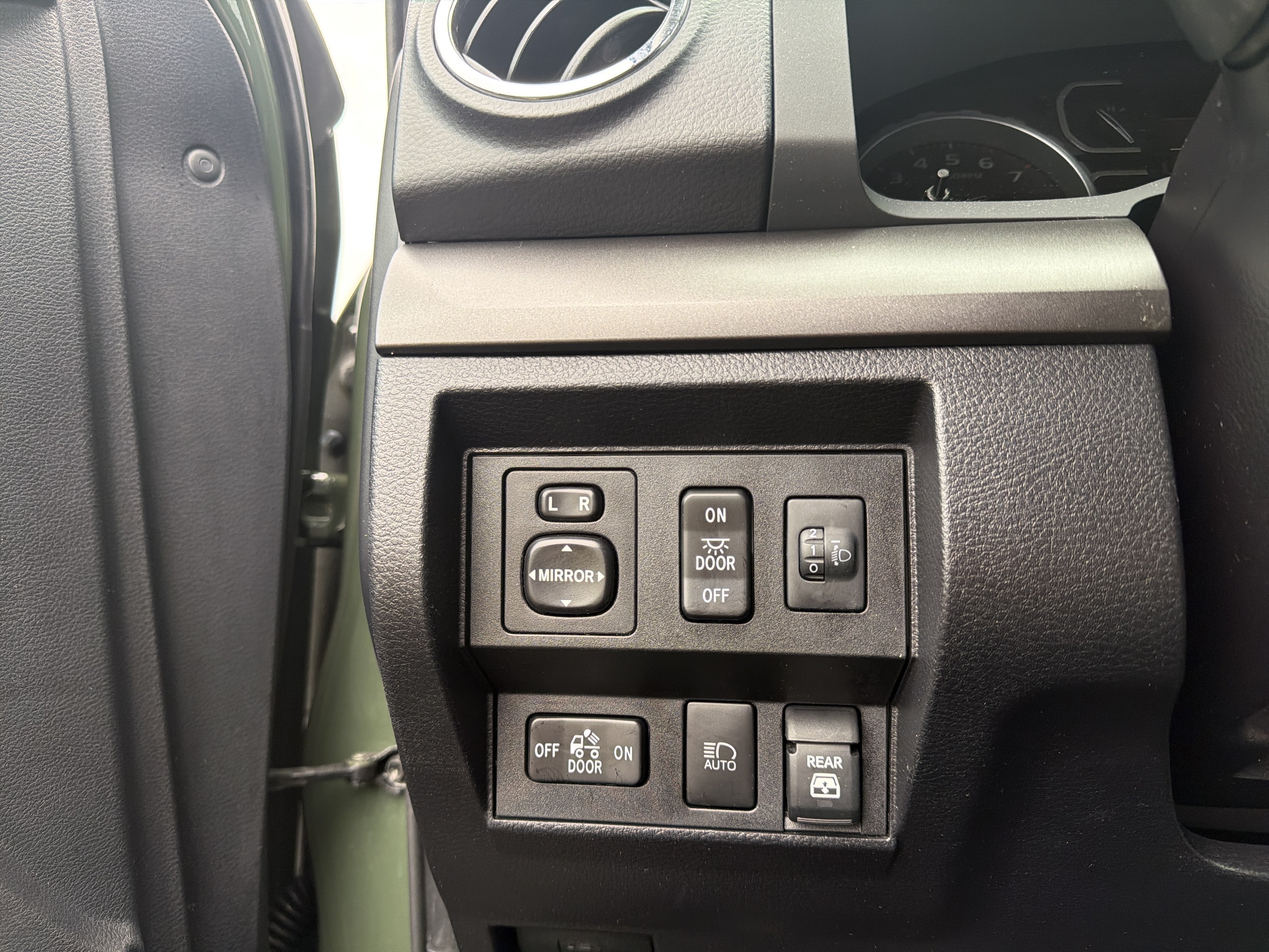 2021 Toyota Tundra 4WD SR5