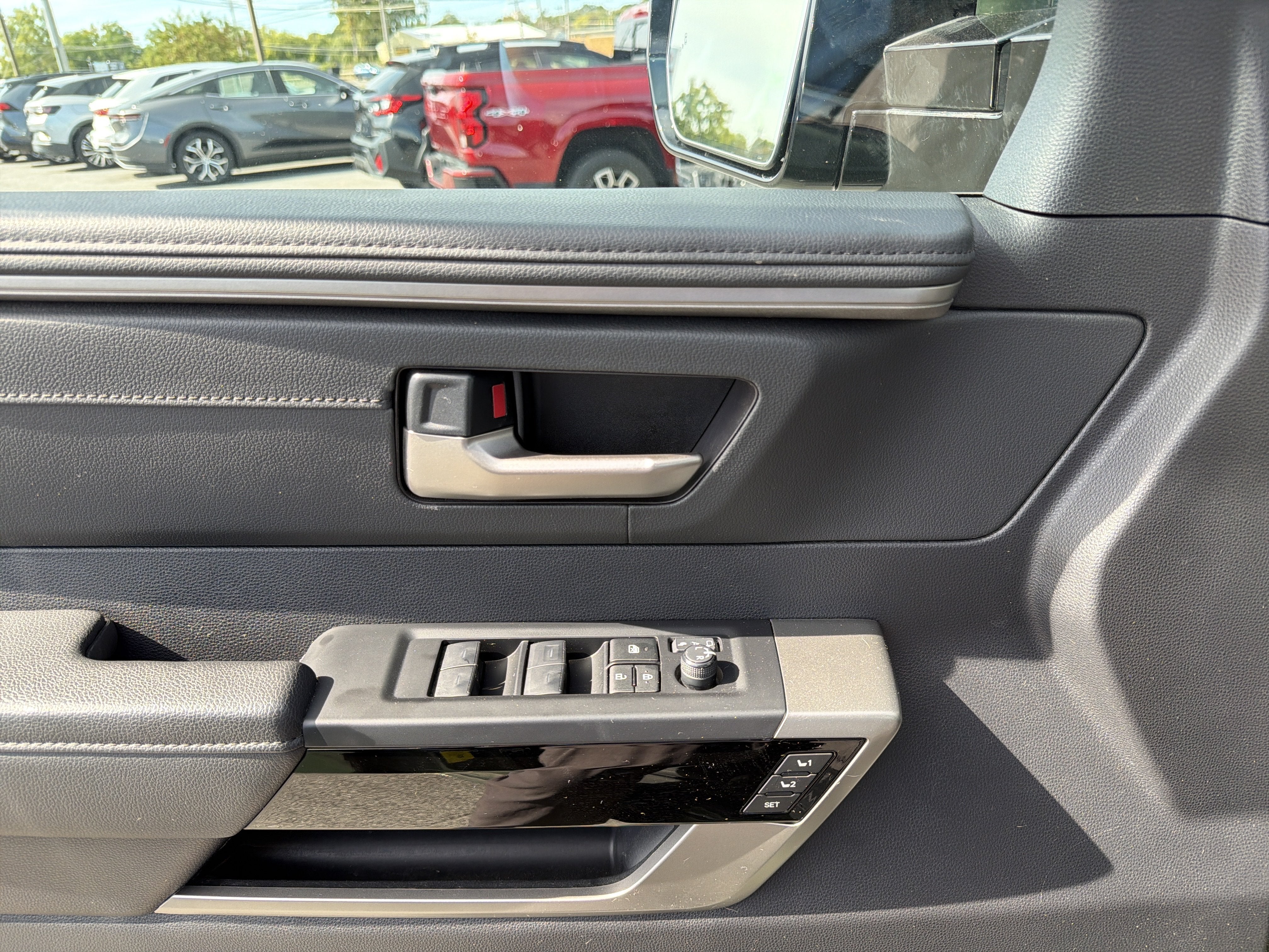 2023 Toyota Tundra 4WD Limited