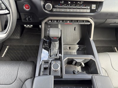 2023 Toyota Tundra 4WD SR5