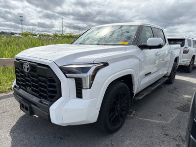 2023 Toyota Tundra 4WD SR5