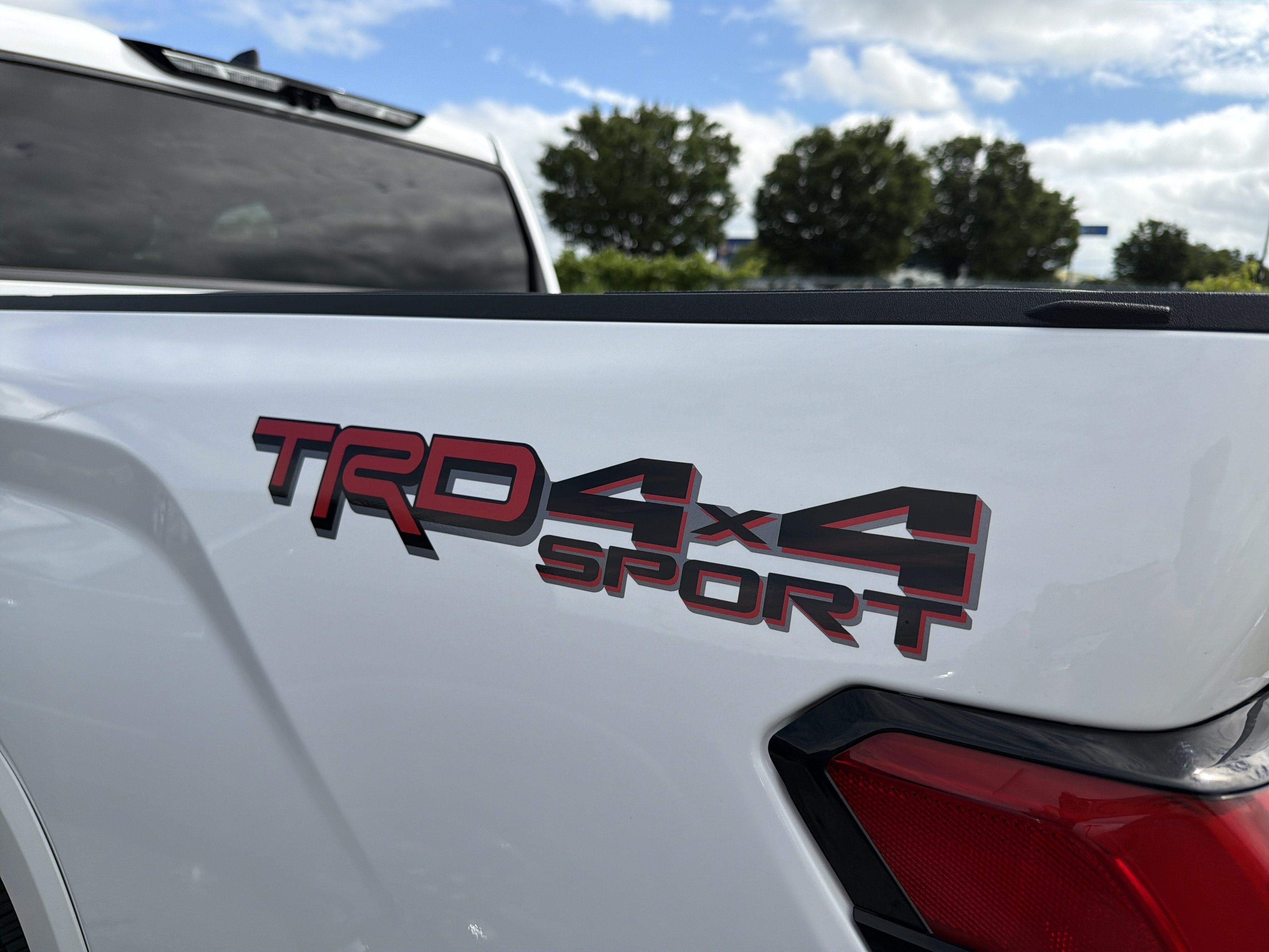 2023 Toyota Tundra 4WD SR5