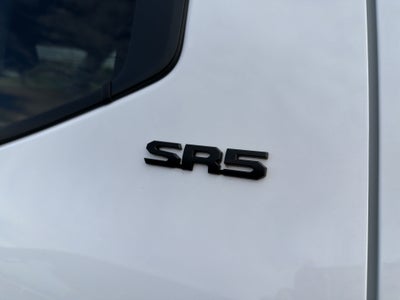 2023 Toyota Tundra 4WD SR5