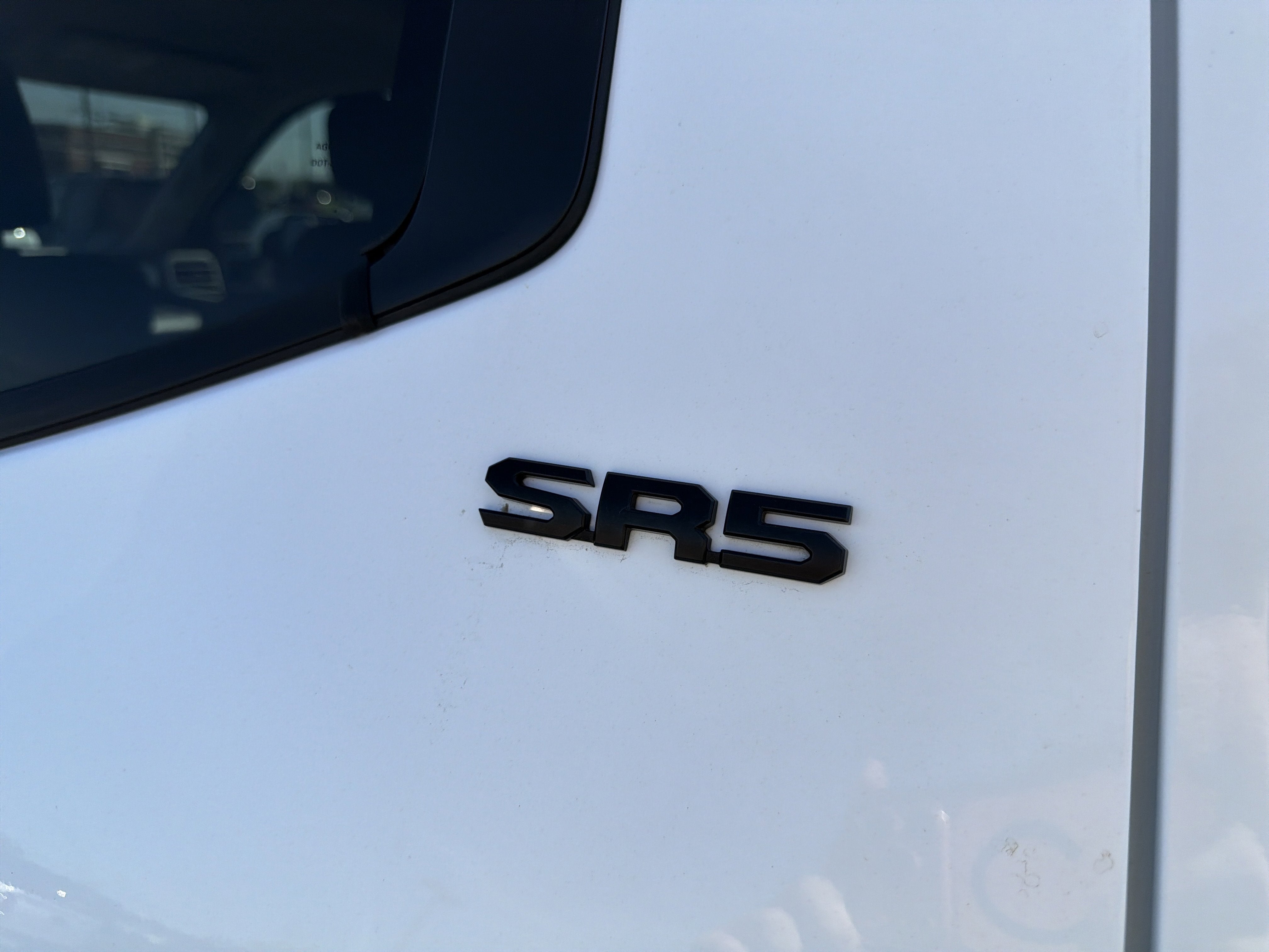 2024 Toyota Tundra 4WD SR5