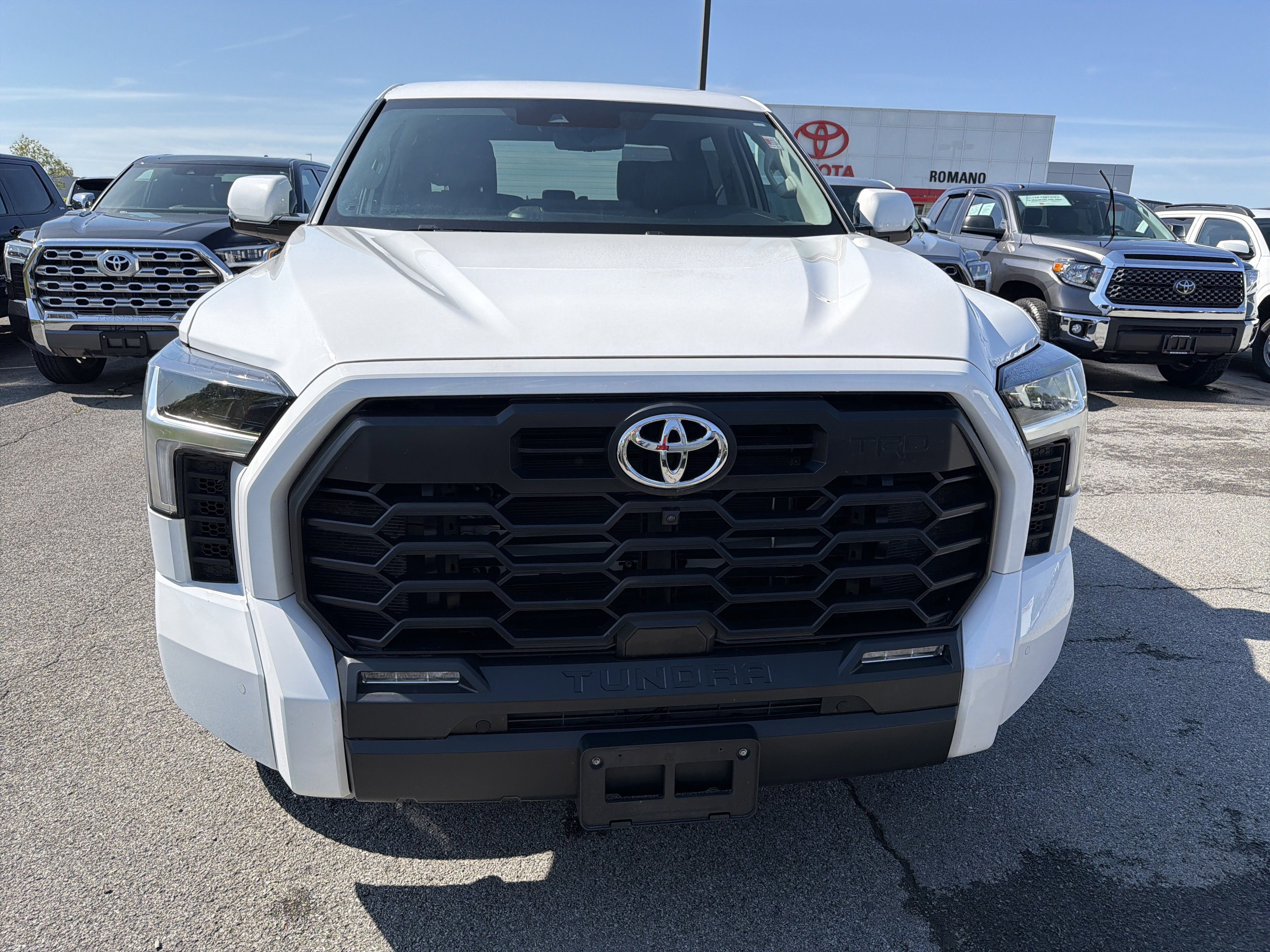 2024 Toyota Tundra 4WD SR5