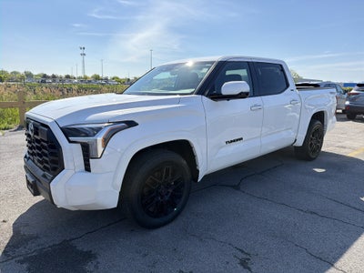 2024 Toyota Tundra 4WD SR5
