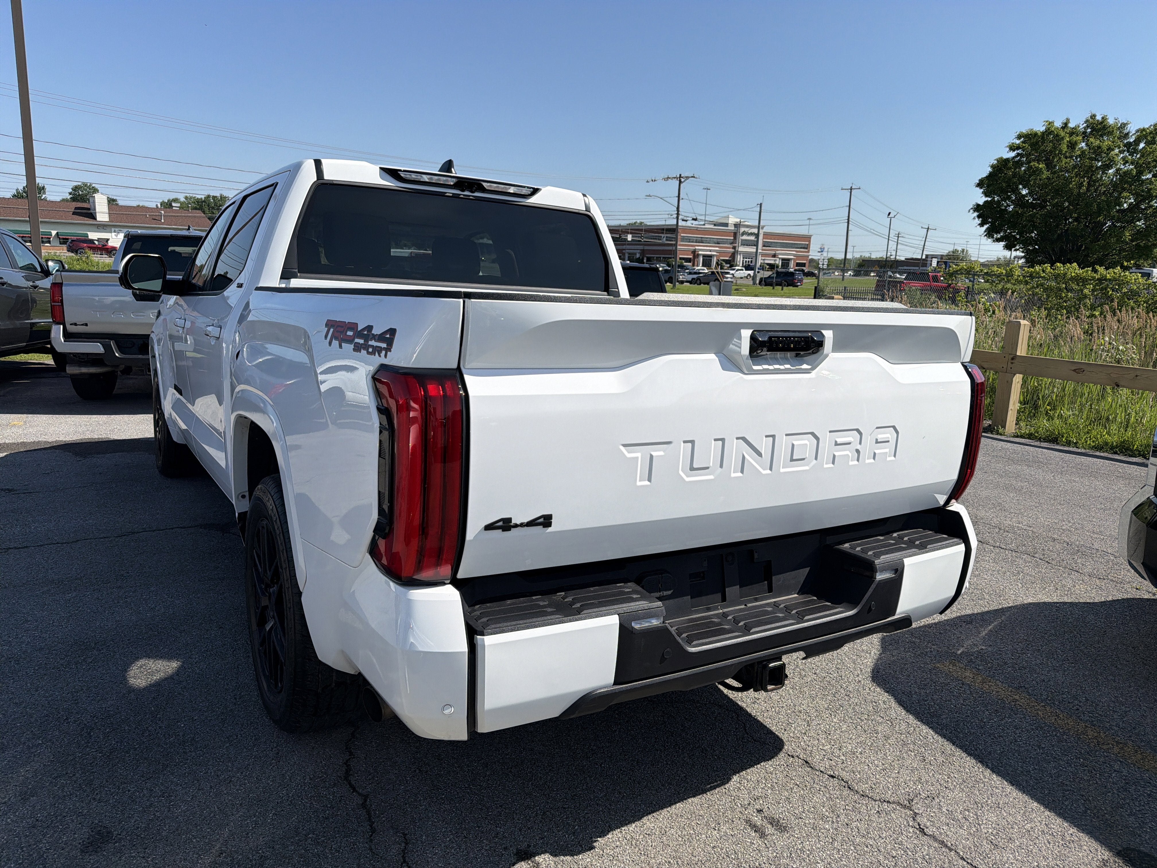2024 Toyota Tundra 4WD SR5