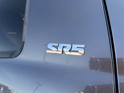 2019 Toyota Tundra 4WD SR5