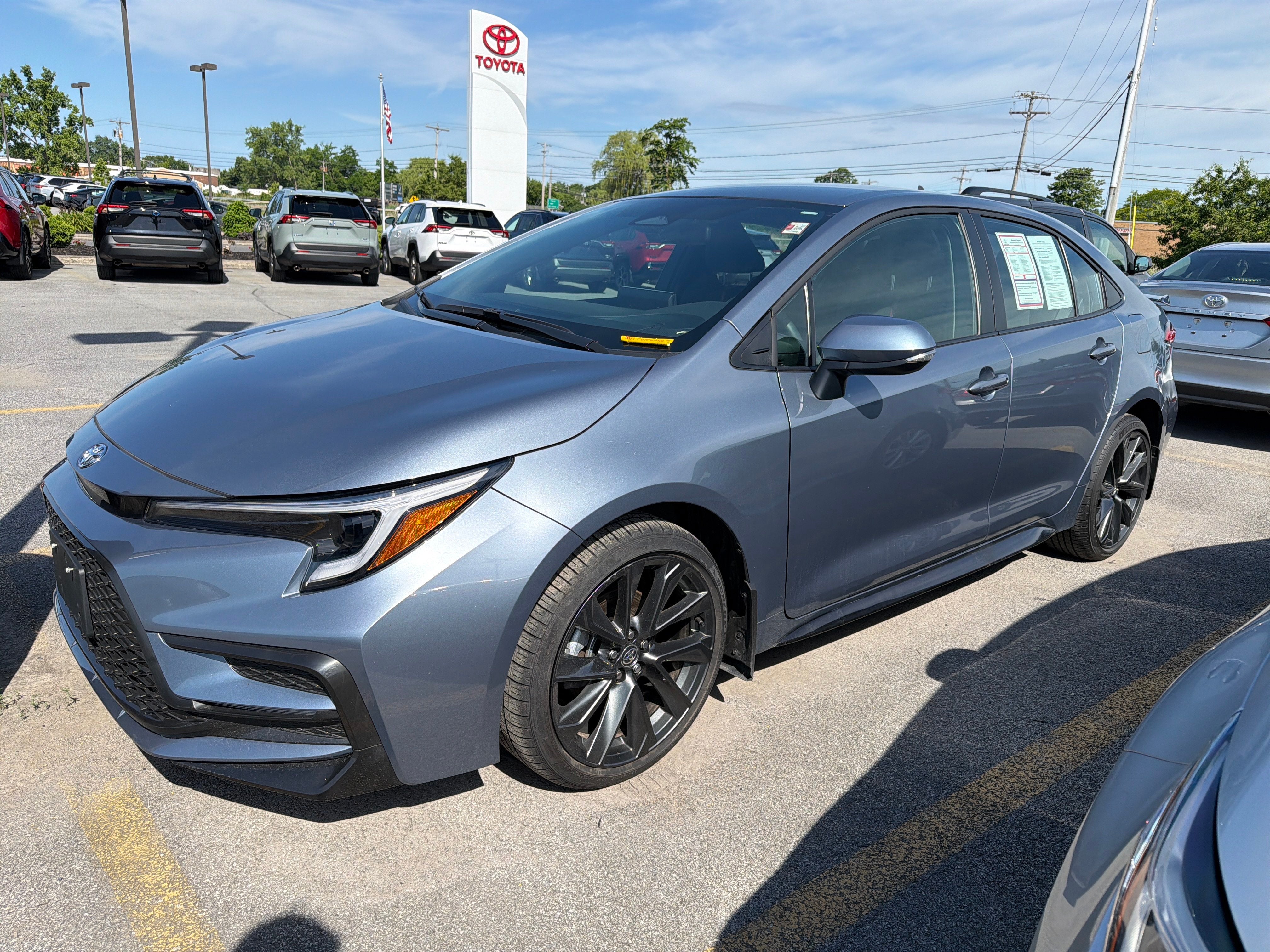 2025 Toyota Corolla SE