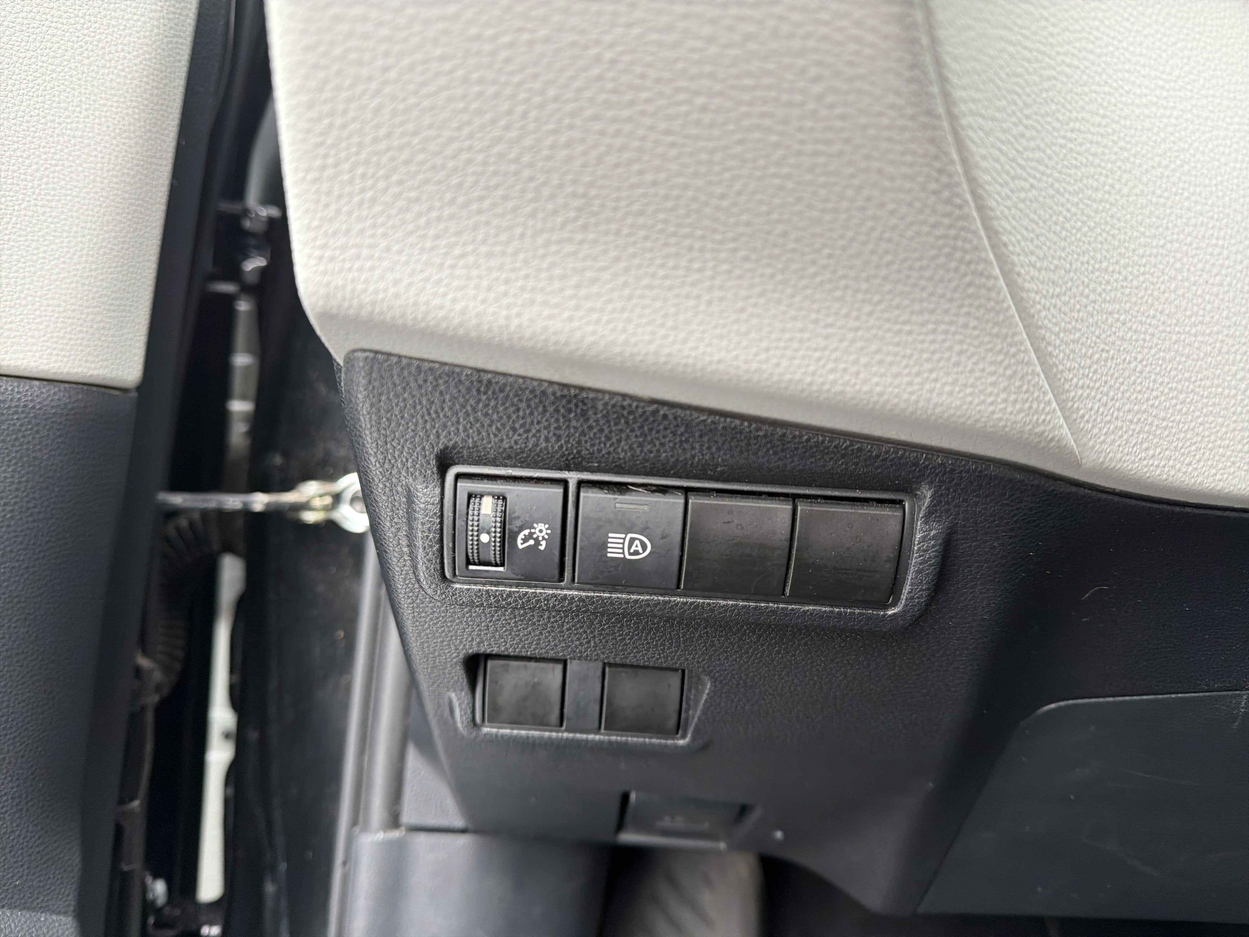 2023 Toyota Corolla Cross L