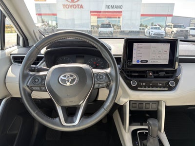 2024 Toyota Corolla Cross LE