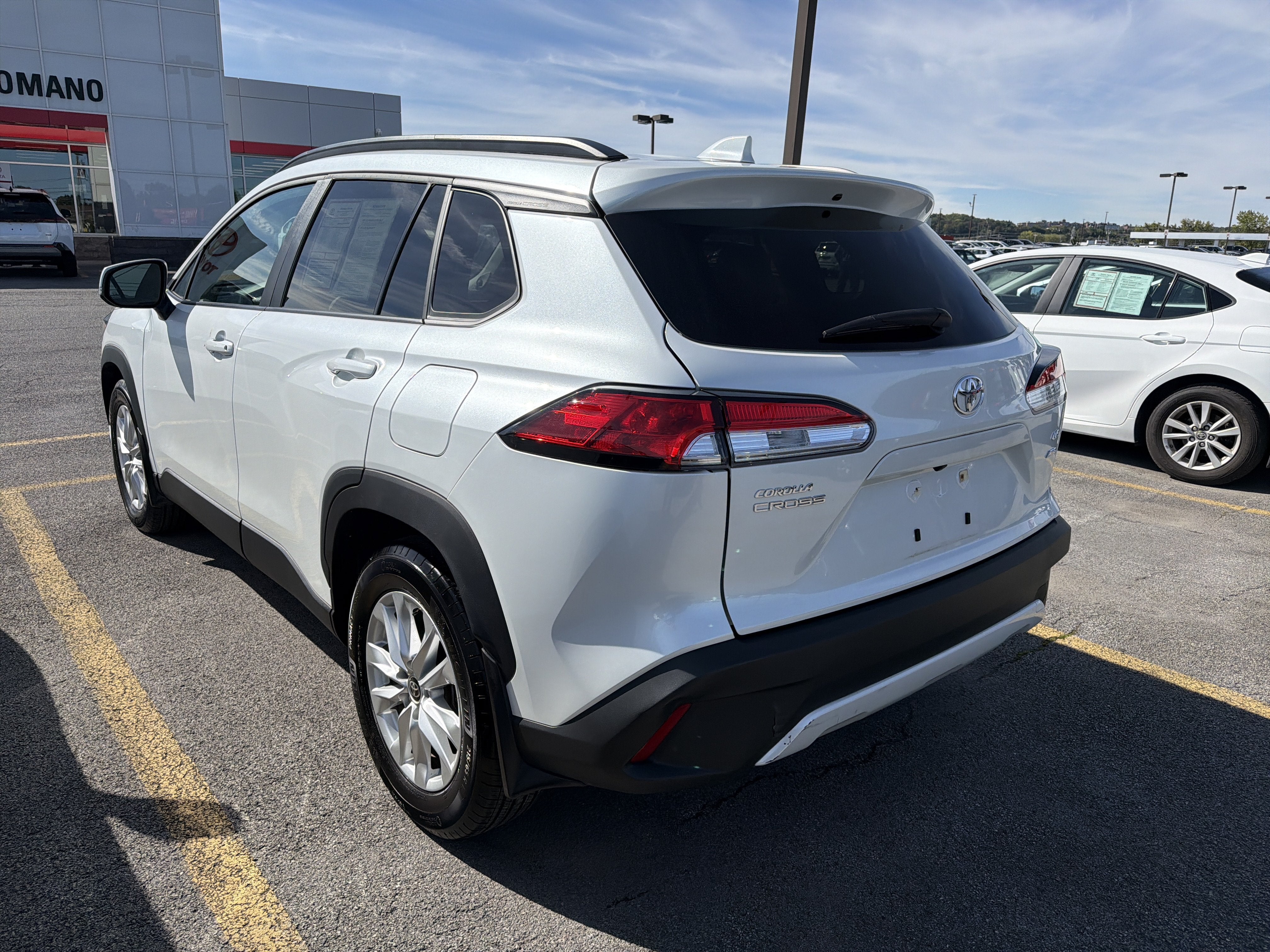 2024 Toyota Corolla Cross LE