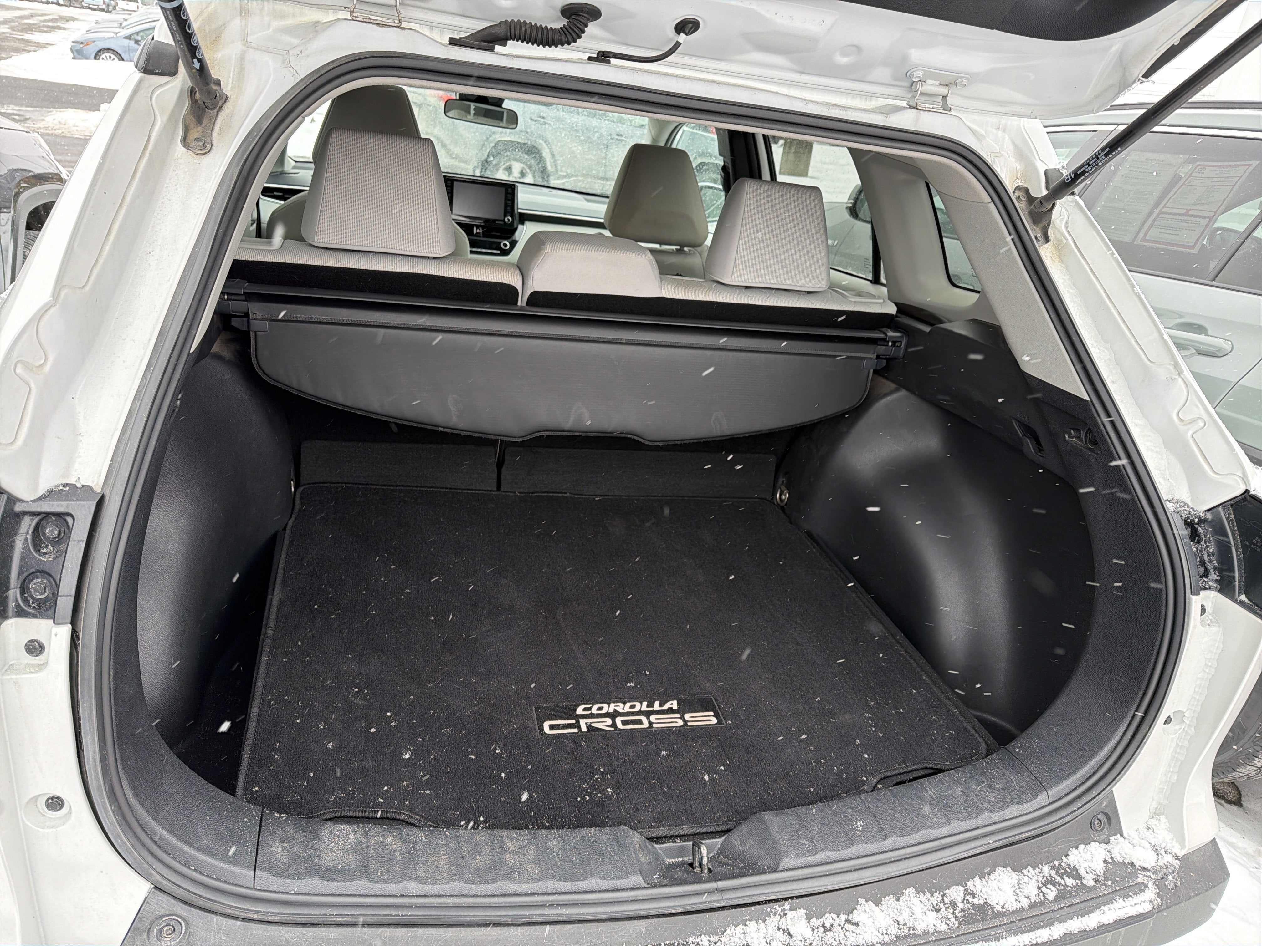 2022 Toyota Corolla Cross LE