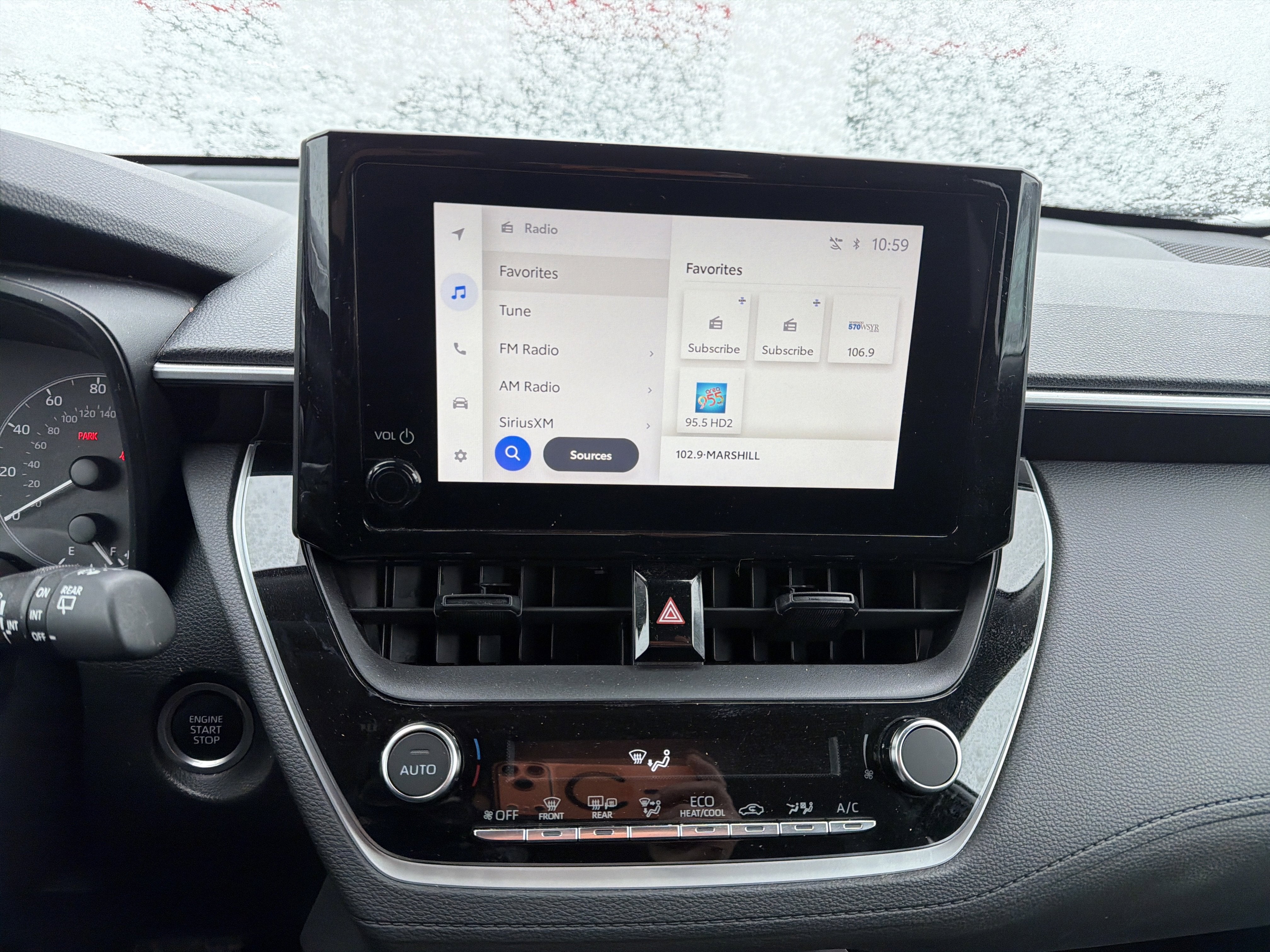 2023 Toyota Corolla Cross LE