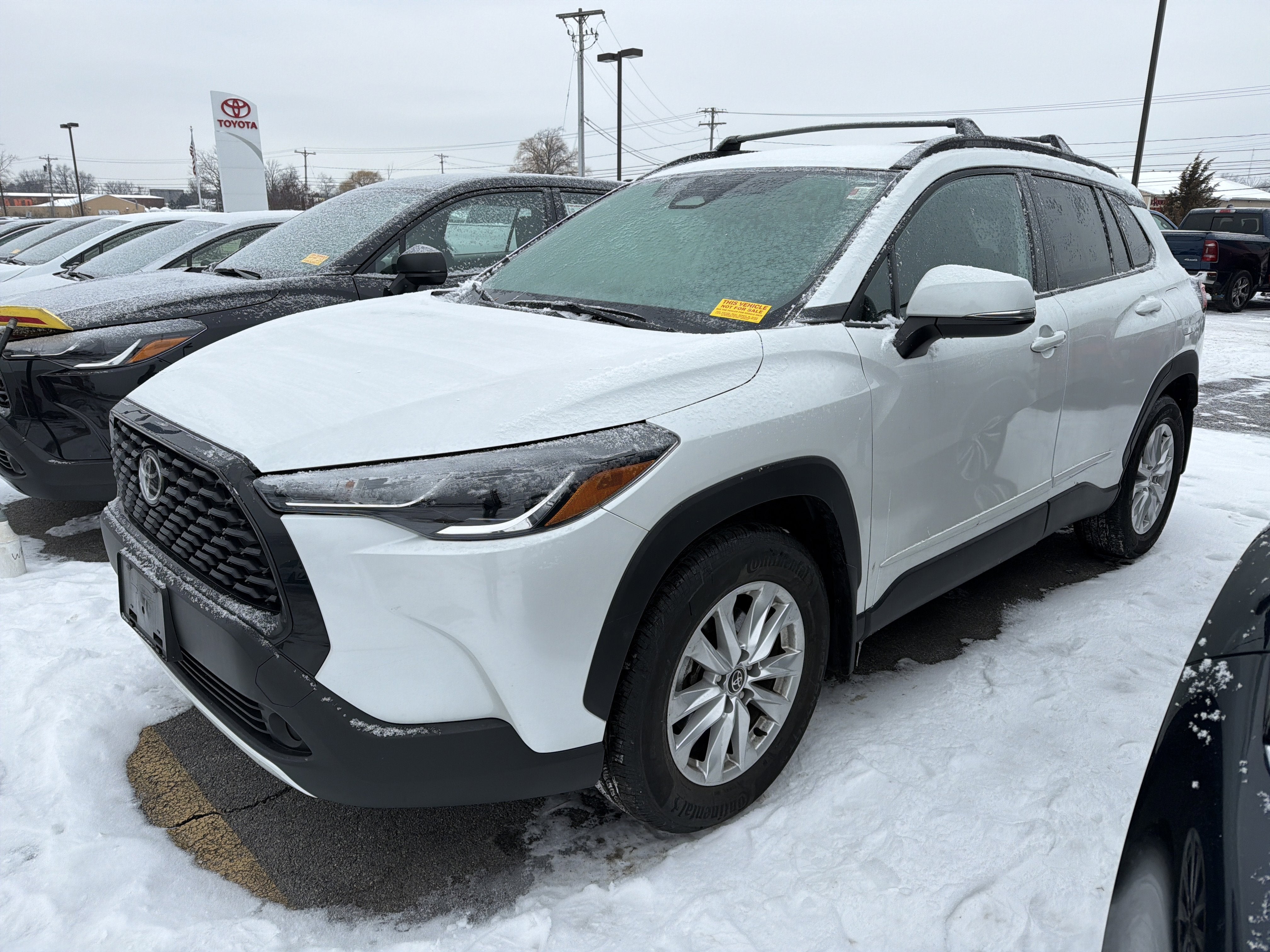 2023 Toyota Corolla Cross LE