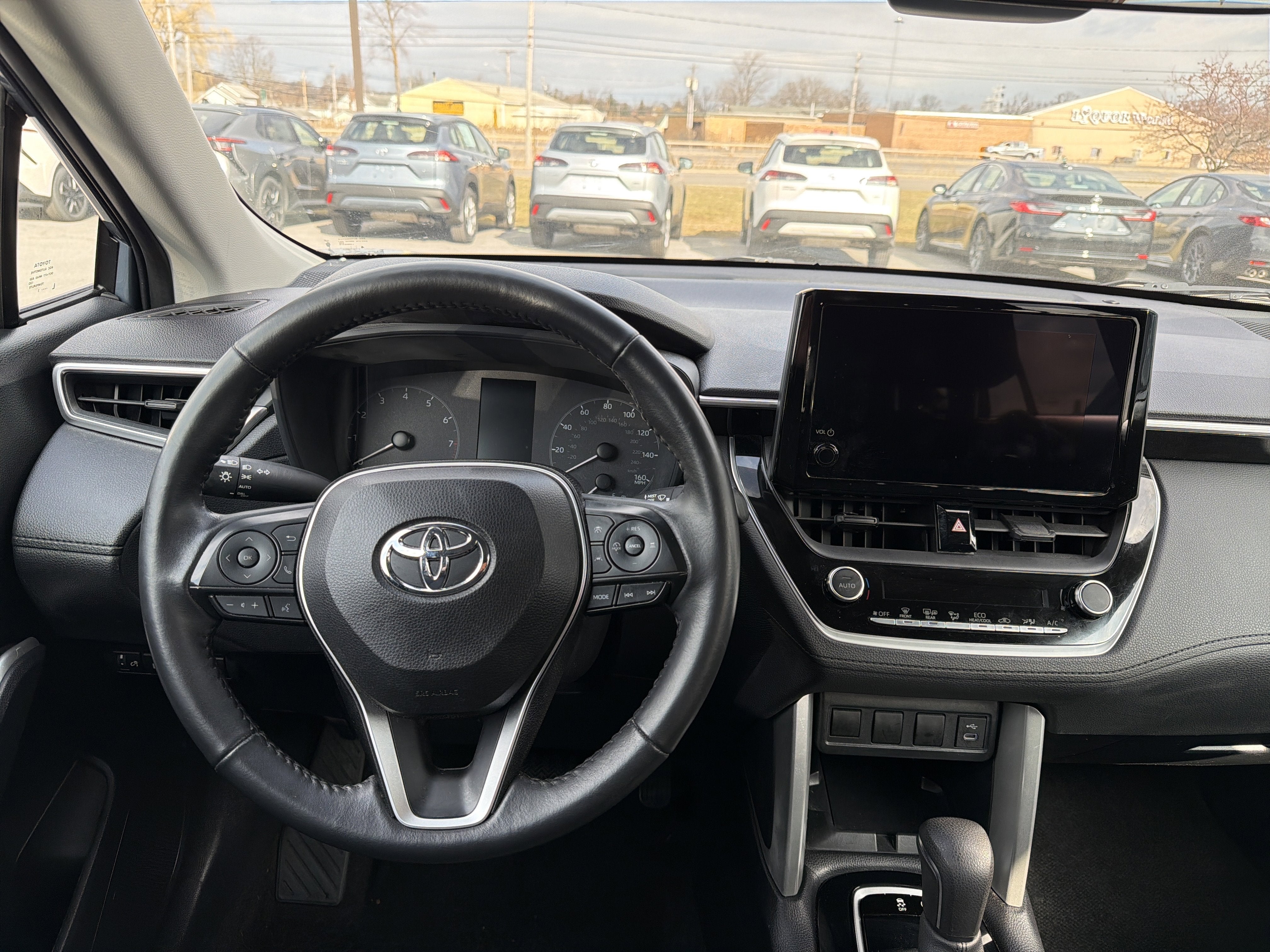 2024 Toyota Corolla Cross LE