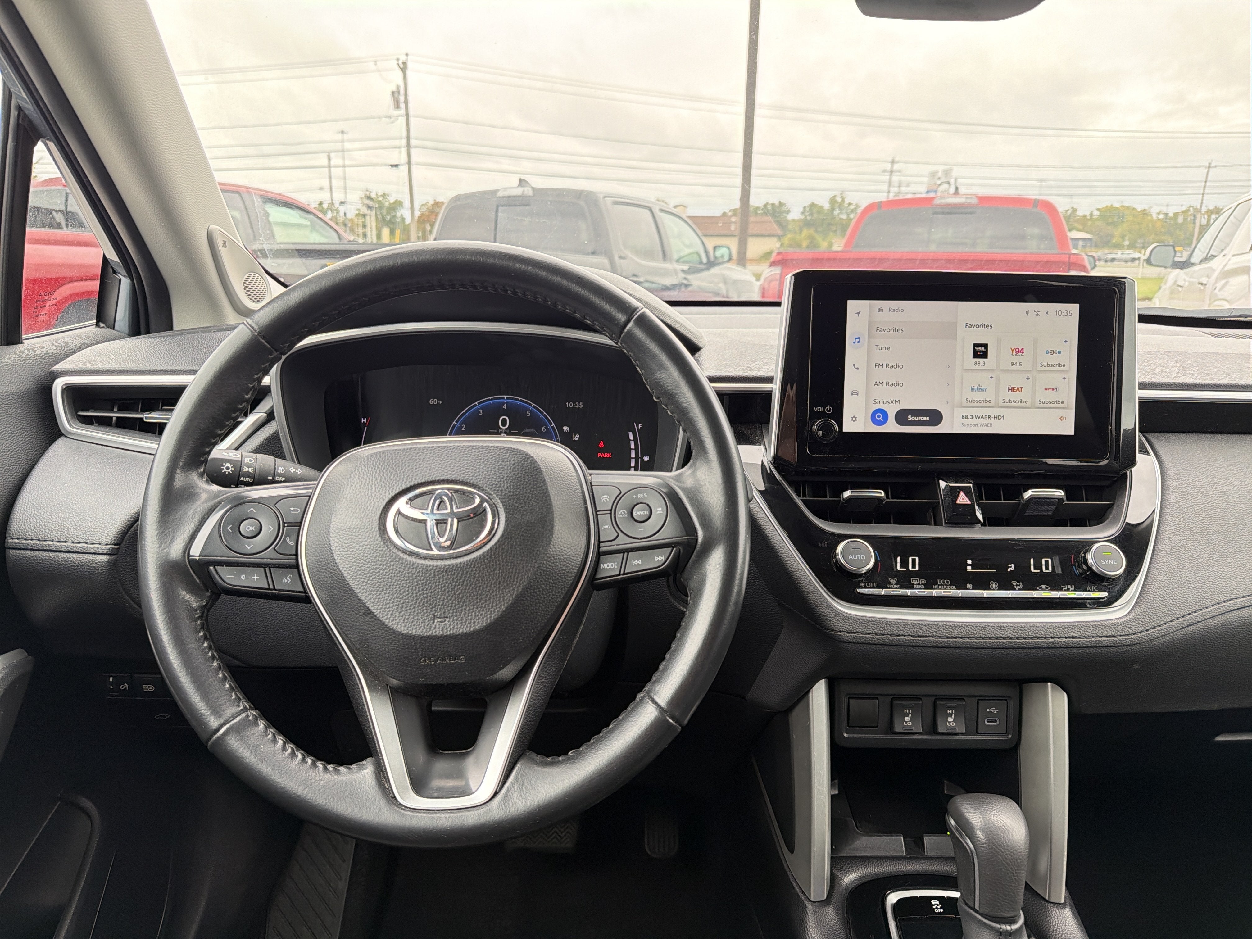 2024 Toyota Corolla Cross XLE