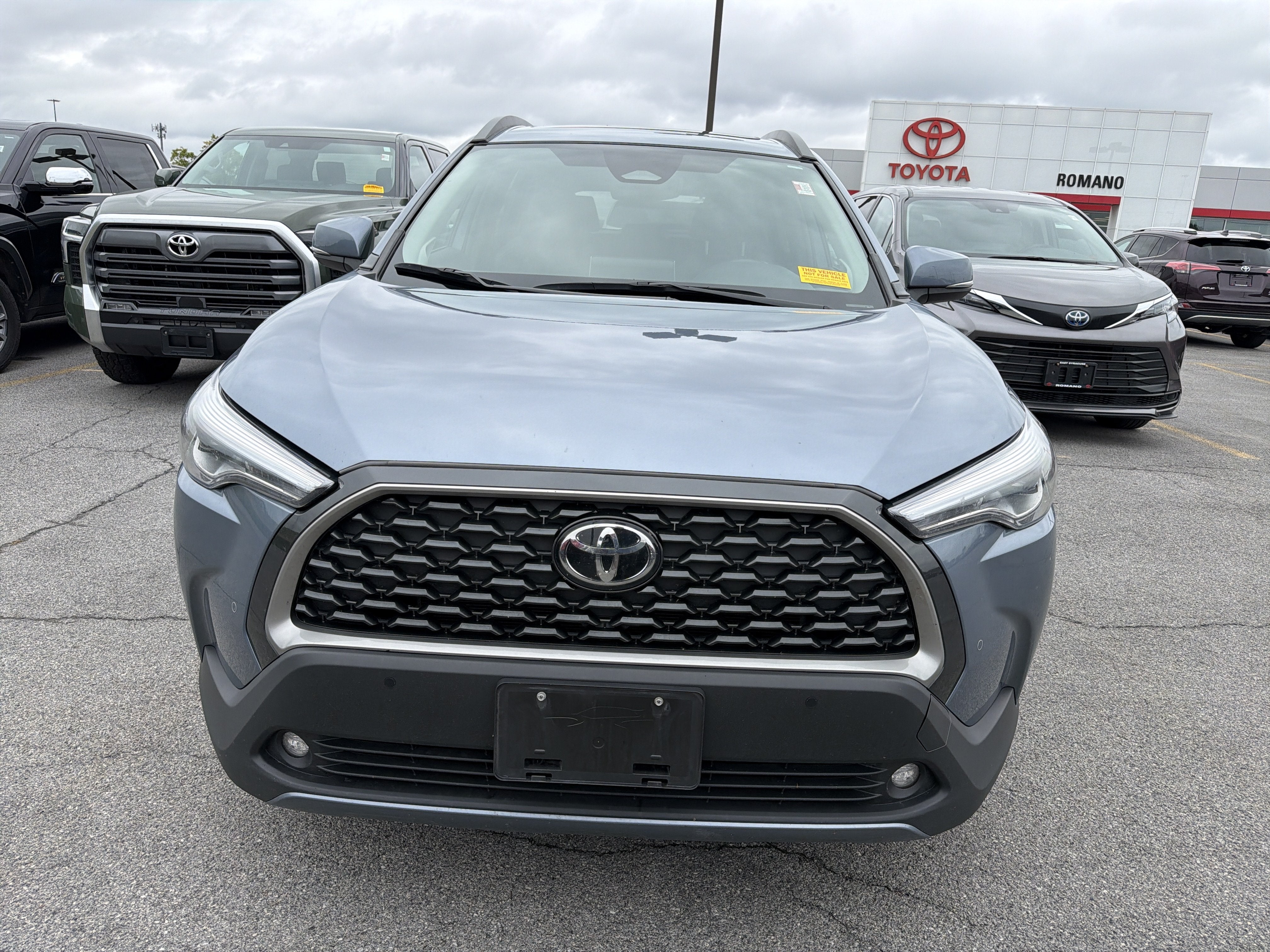 2024 Toyota Corolla Cross XLE