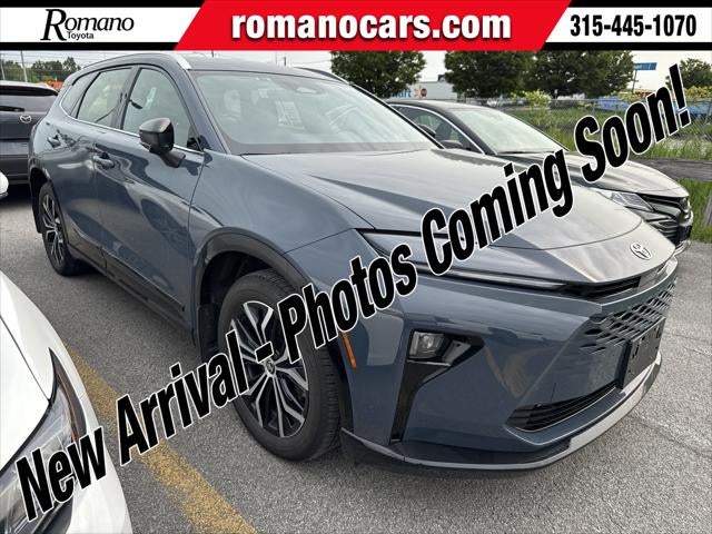 2025 Toyota Crown Signia XLE