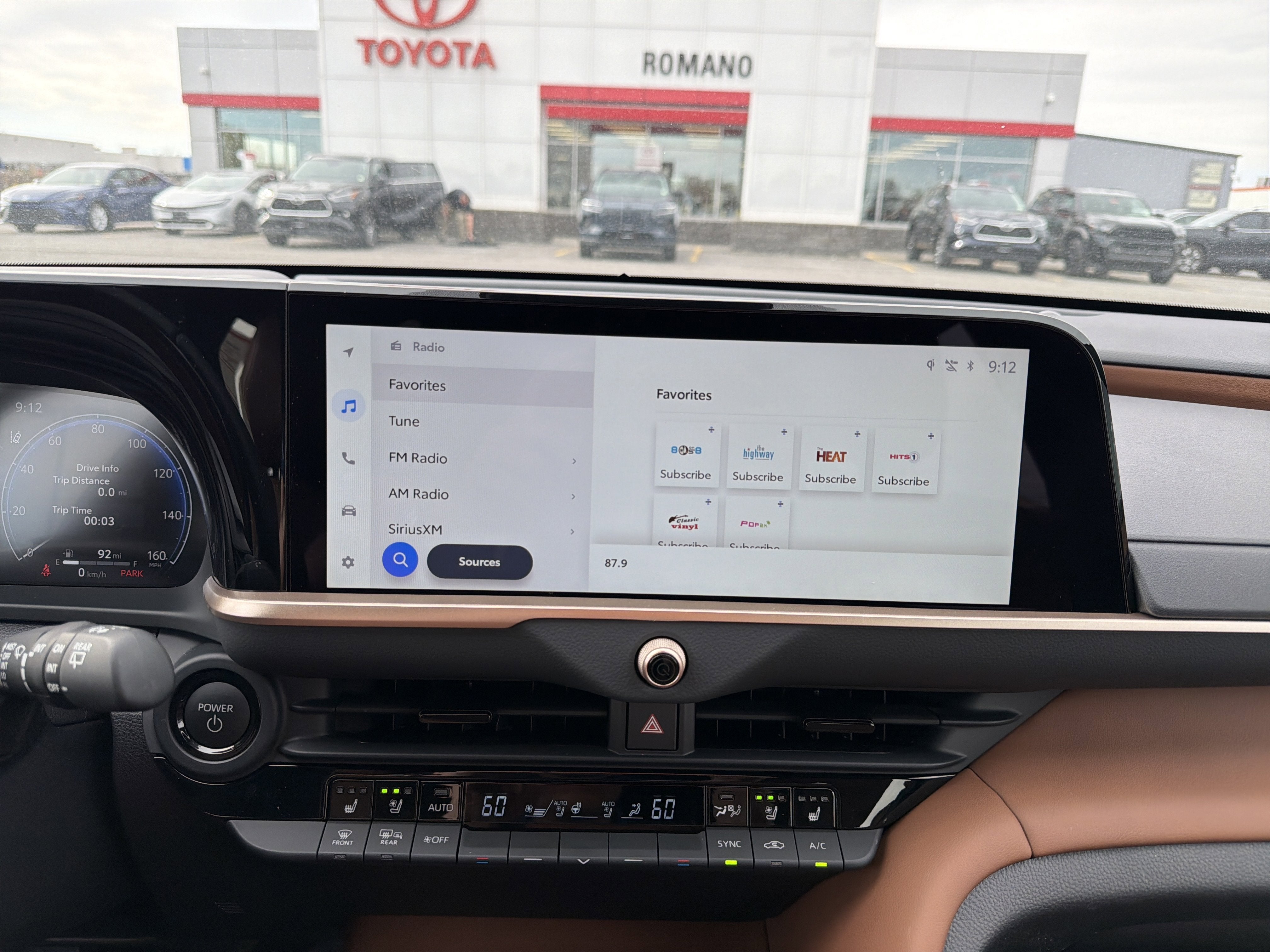 2025 Toyota Crown Signia XLE