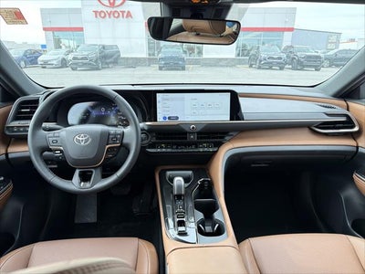 2025 Toyota Crown Signia XLE