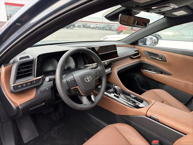 2025 Toyota Crown Signia XLE
