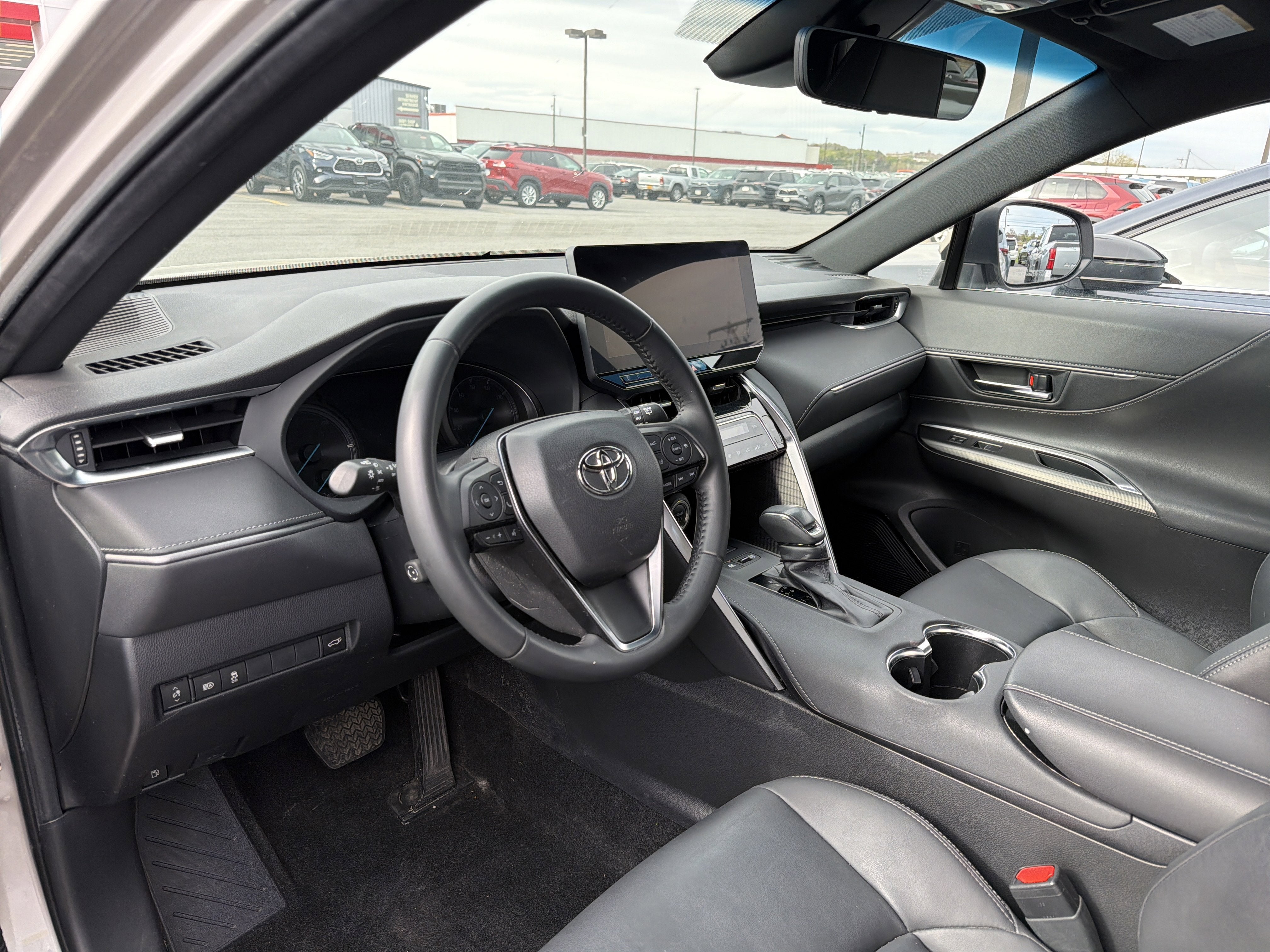 2023 Toyota Venza XLE