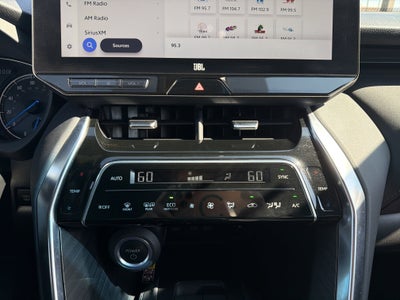 2023 Toyota Venza Base