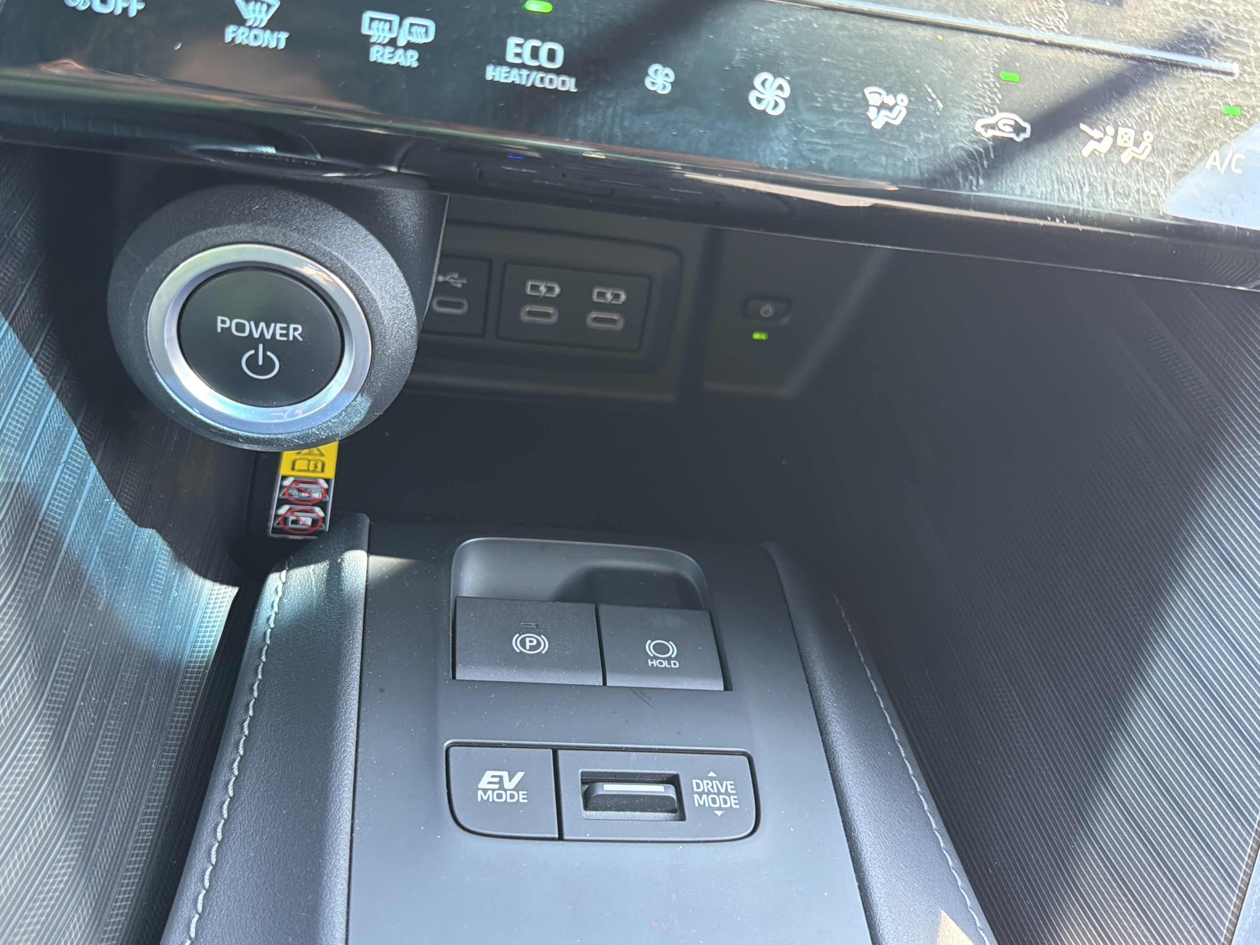 2023 Toyota Venza Base