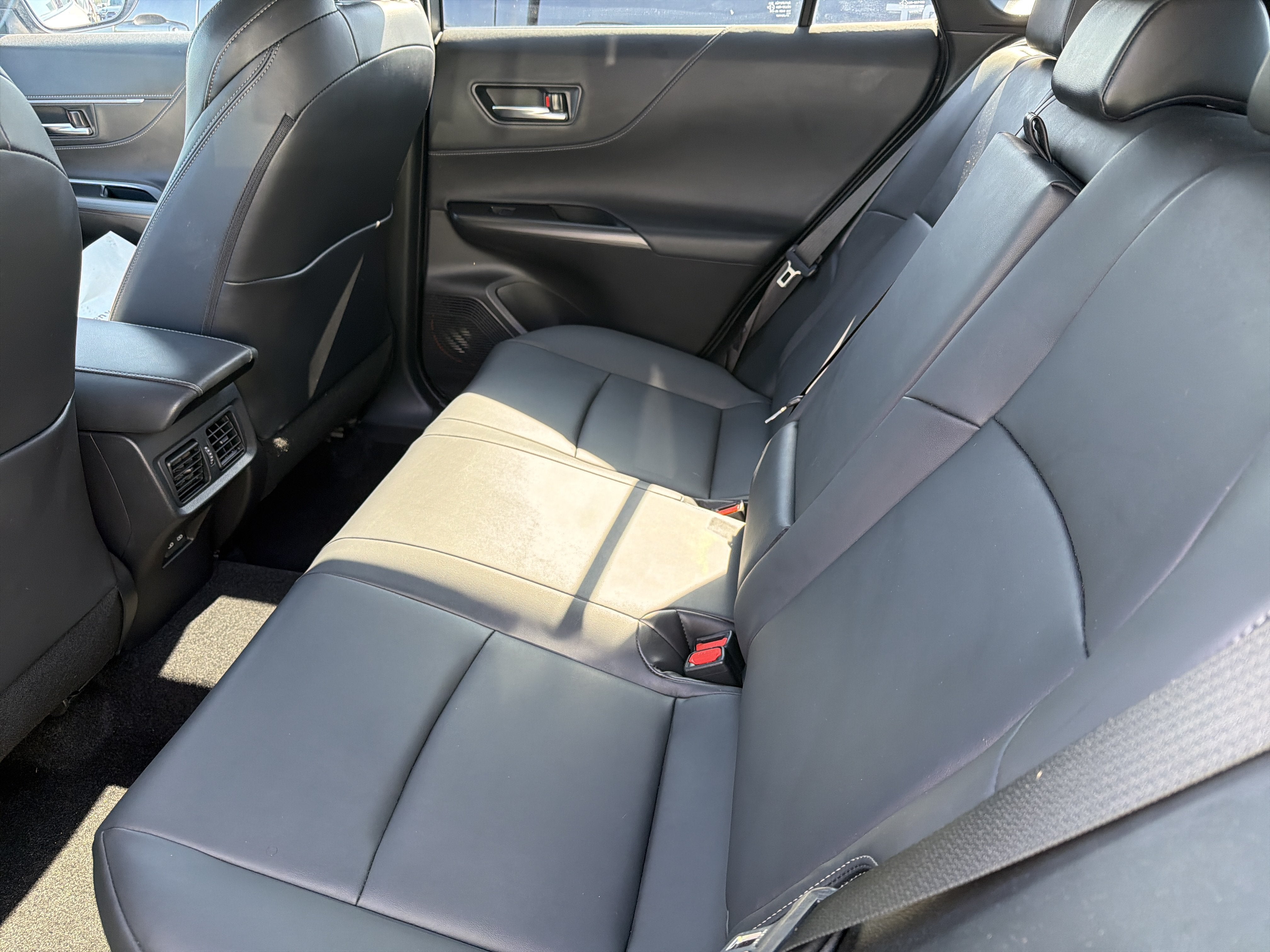 2023 Toyota Venza Base