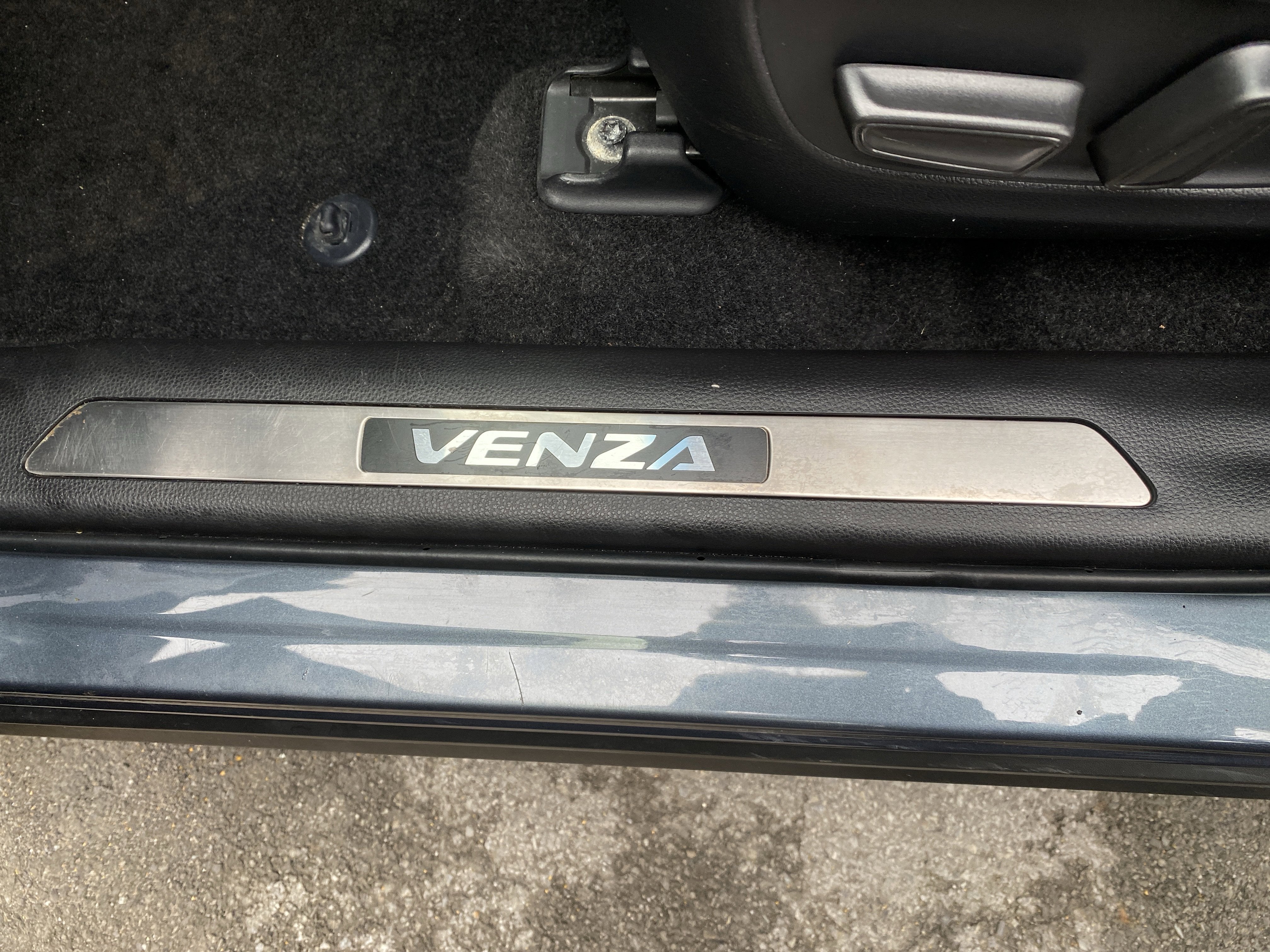 2022 Toyota Venza XLE