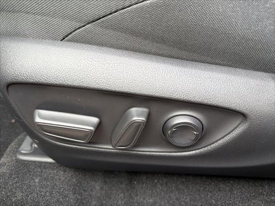 2023 Toyota Venza LE