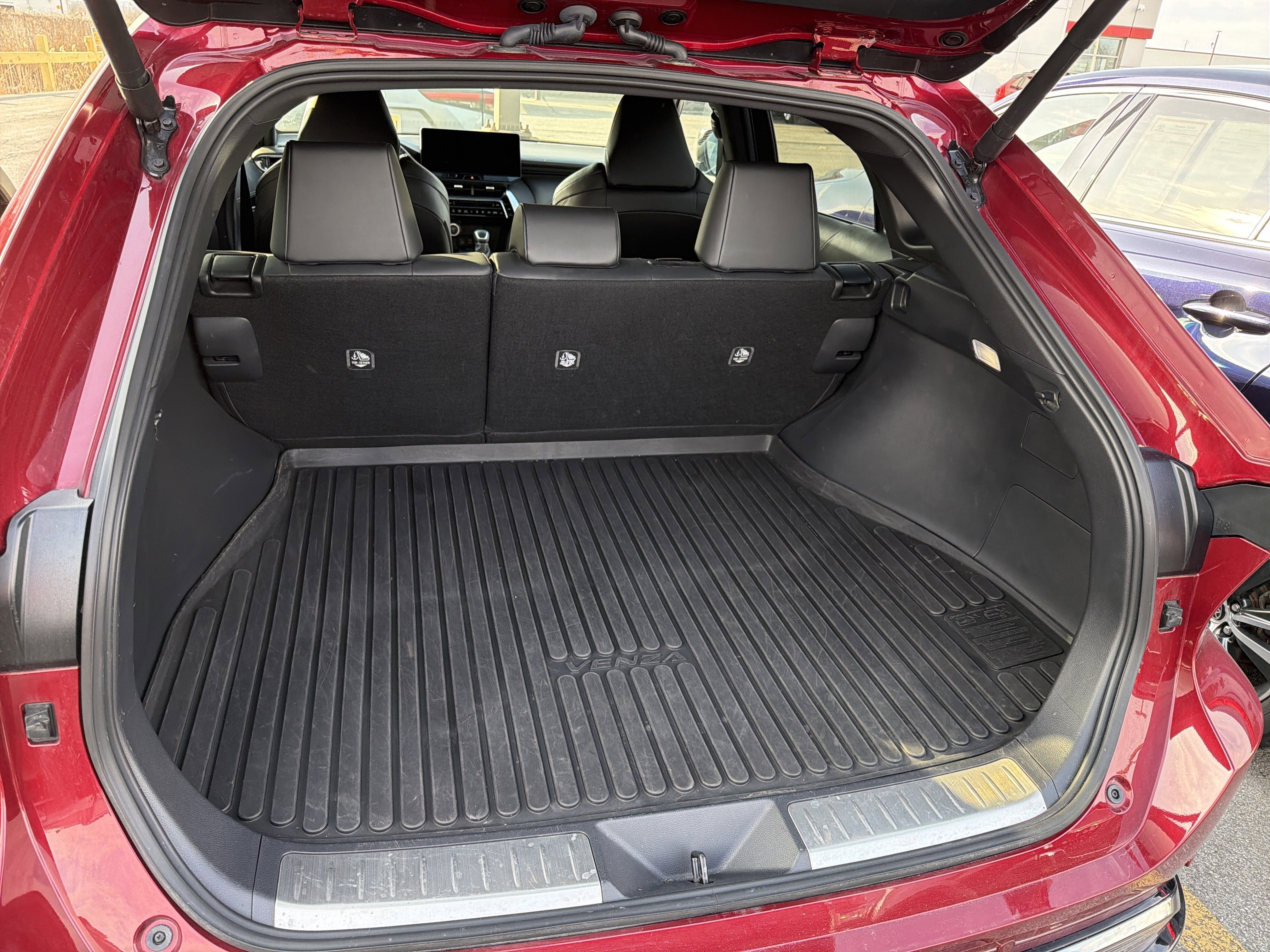 2024 Toyota Venza Nightshade