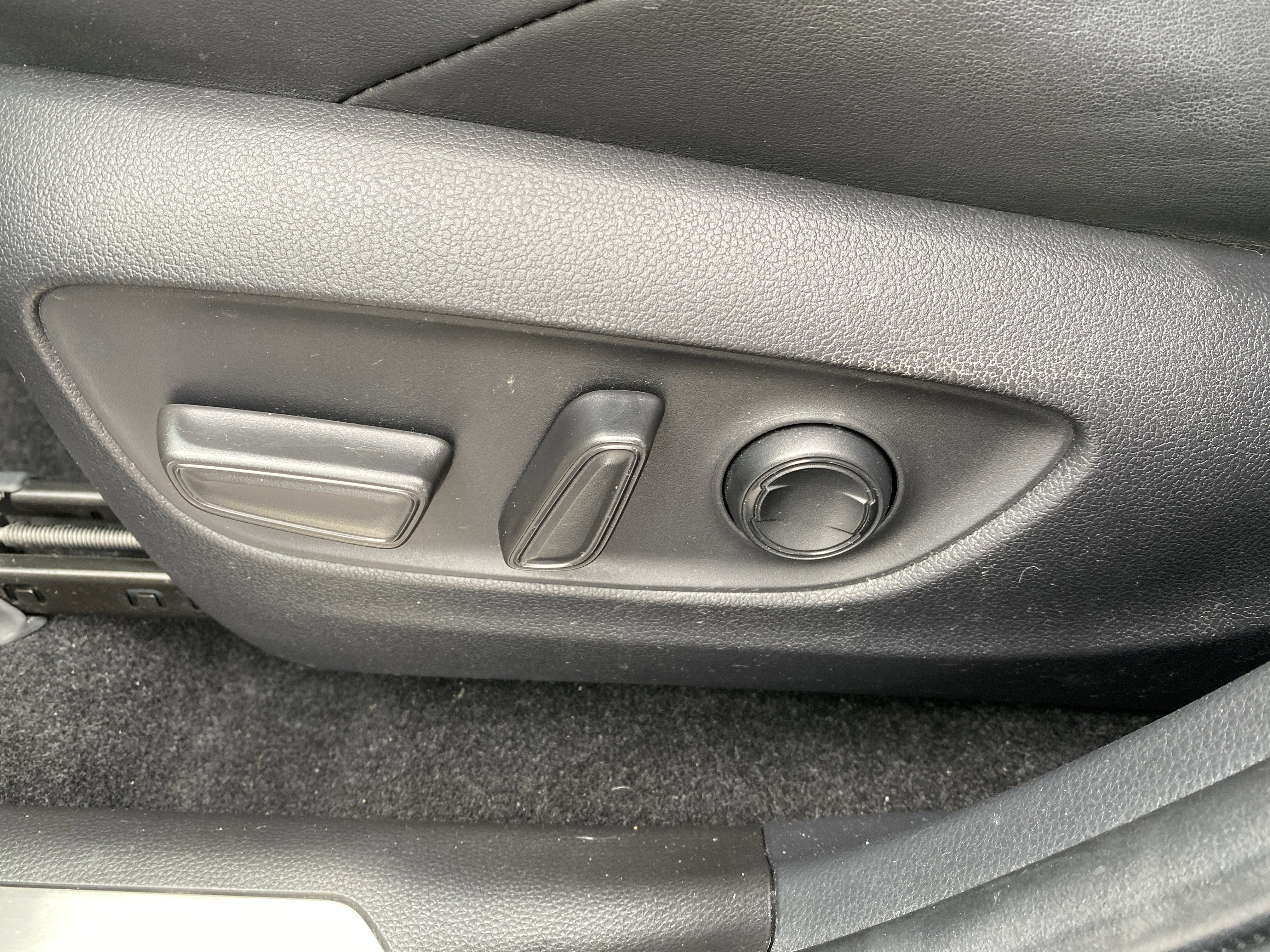 2022 Toyota Venza XLE