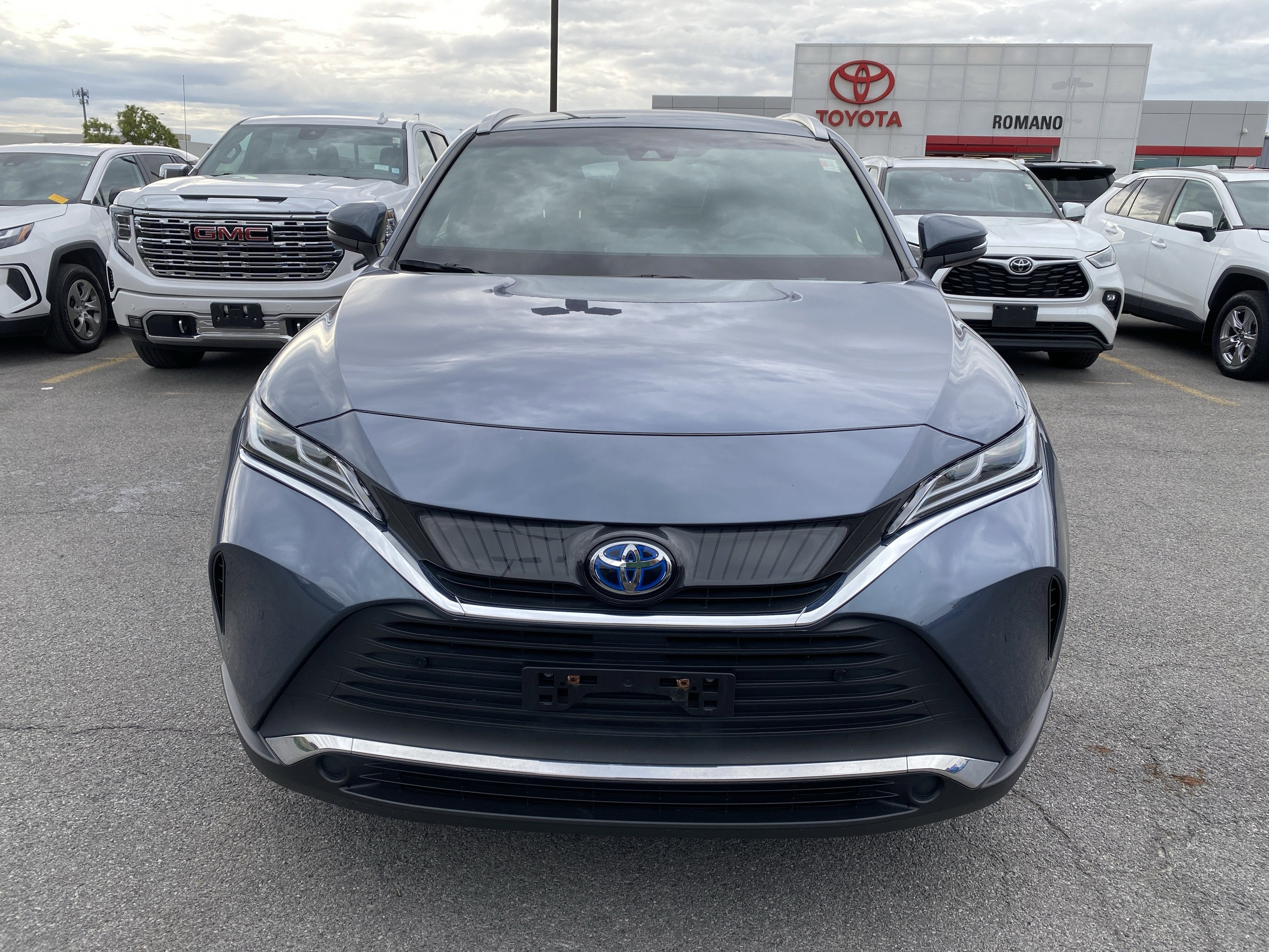 2022 Toyota Venza XLE