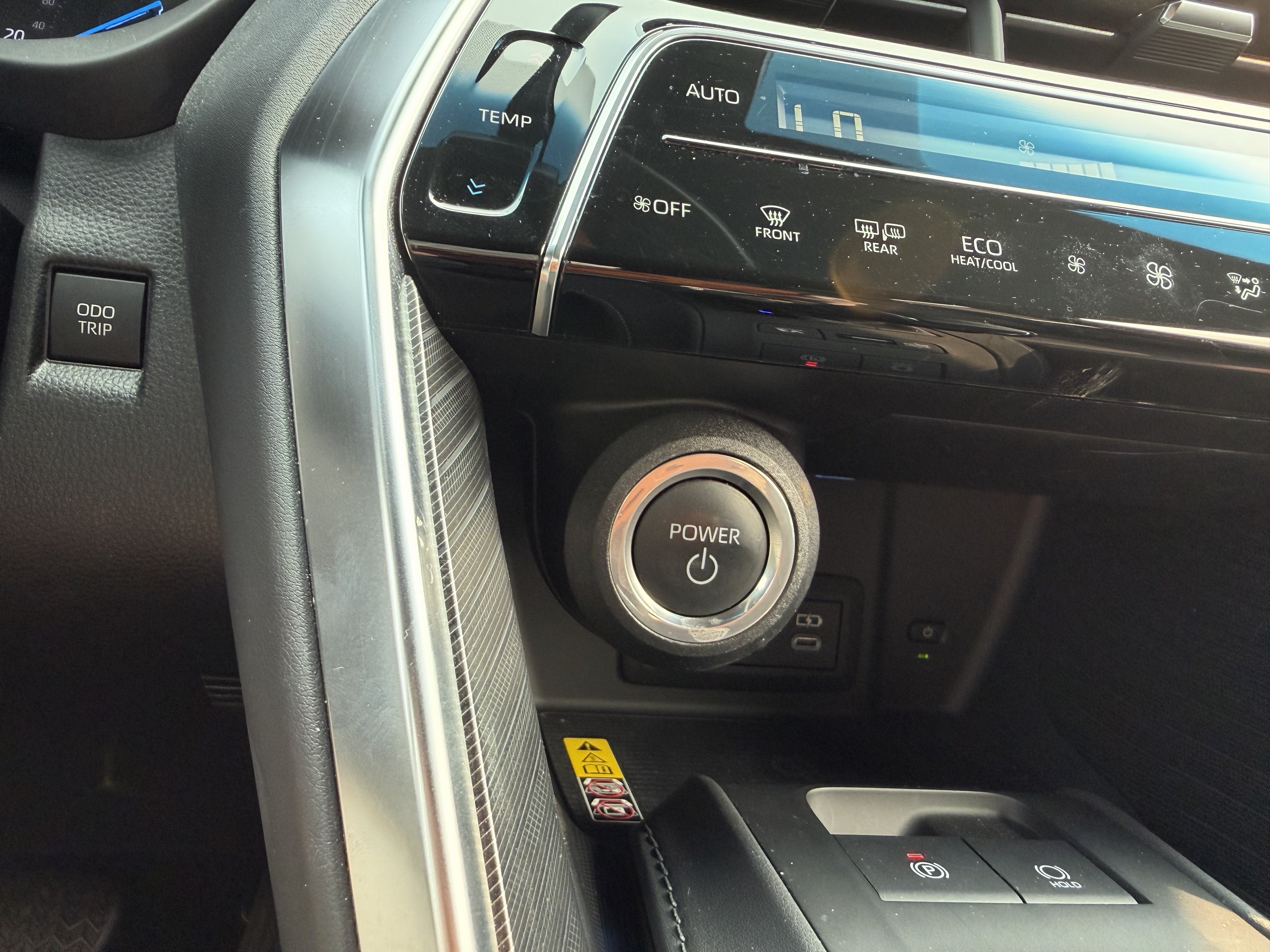 2023 Toyota Venza Nightshade