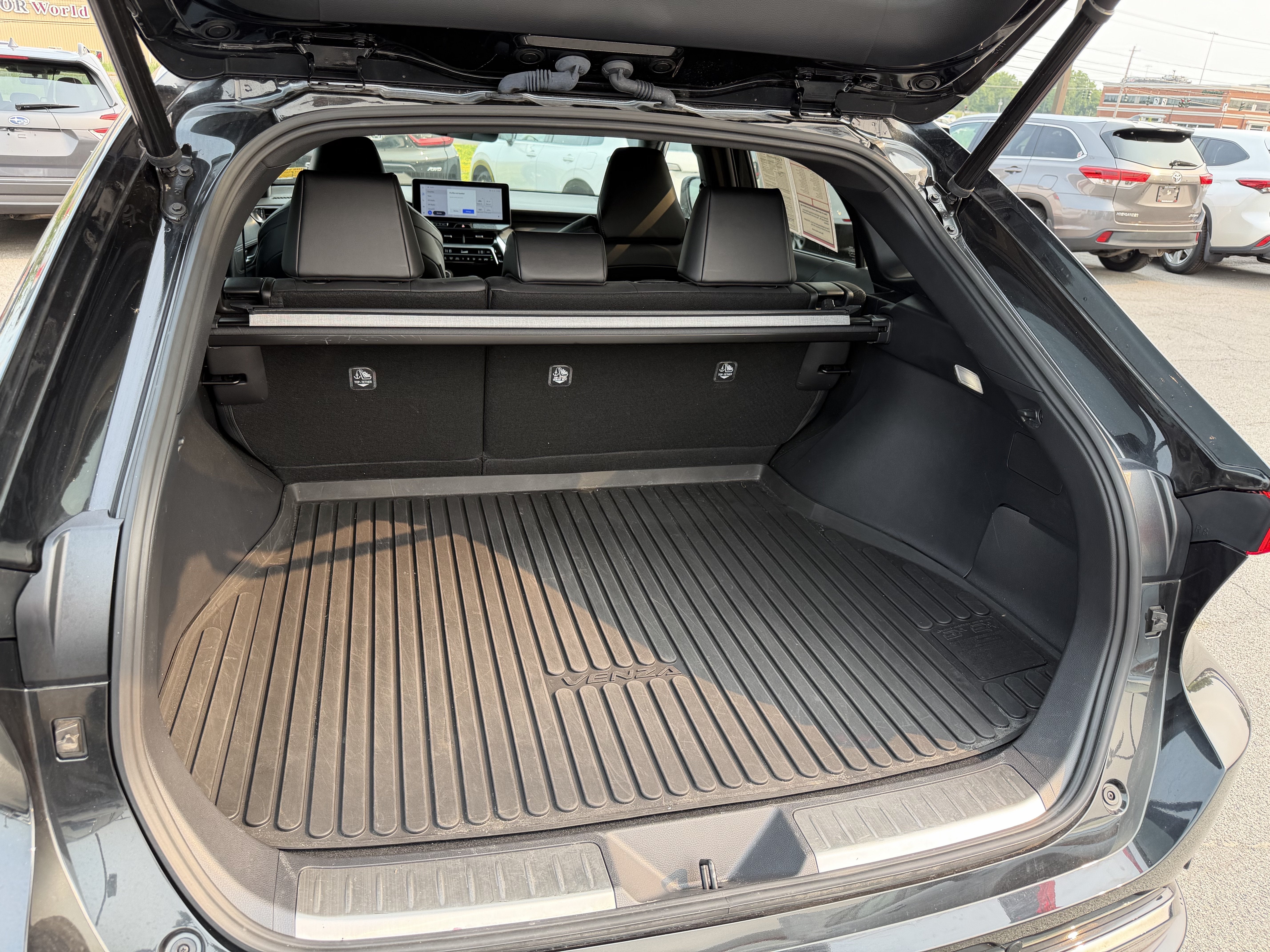 2023 Toyota Venza Nightshade