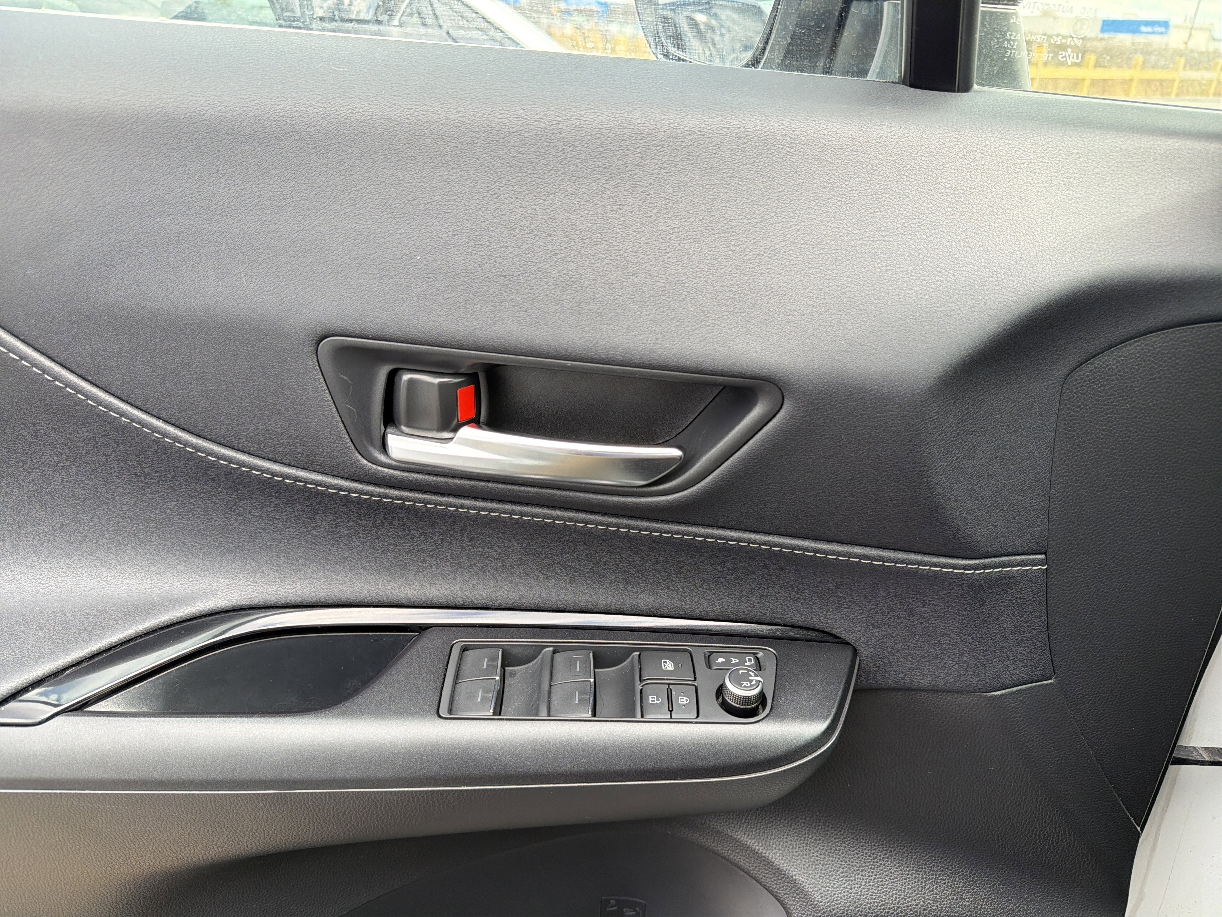 2023 Toyota Venza LE