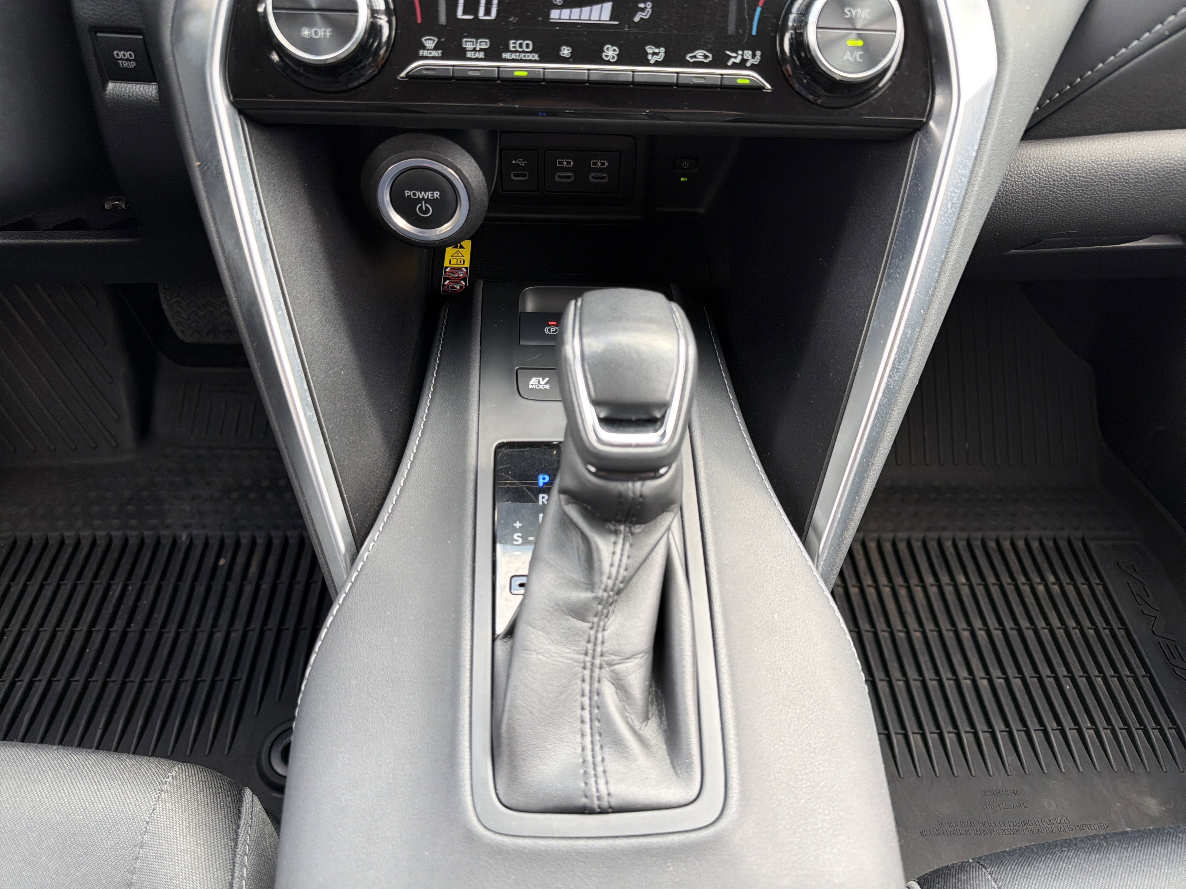 2023 Toyota Venza LE