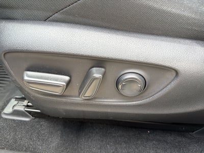 2023 Toyota Venza LE